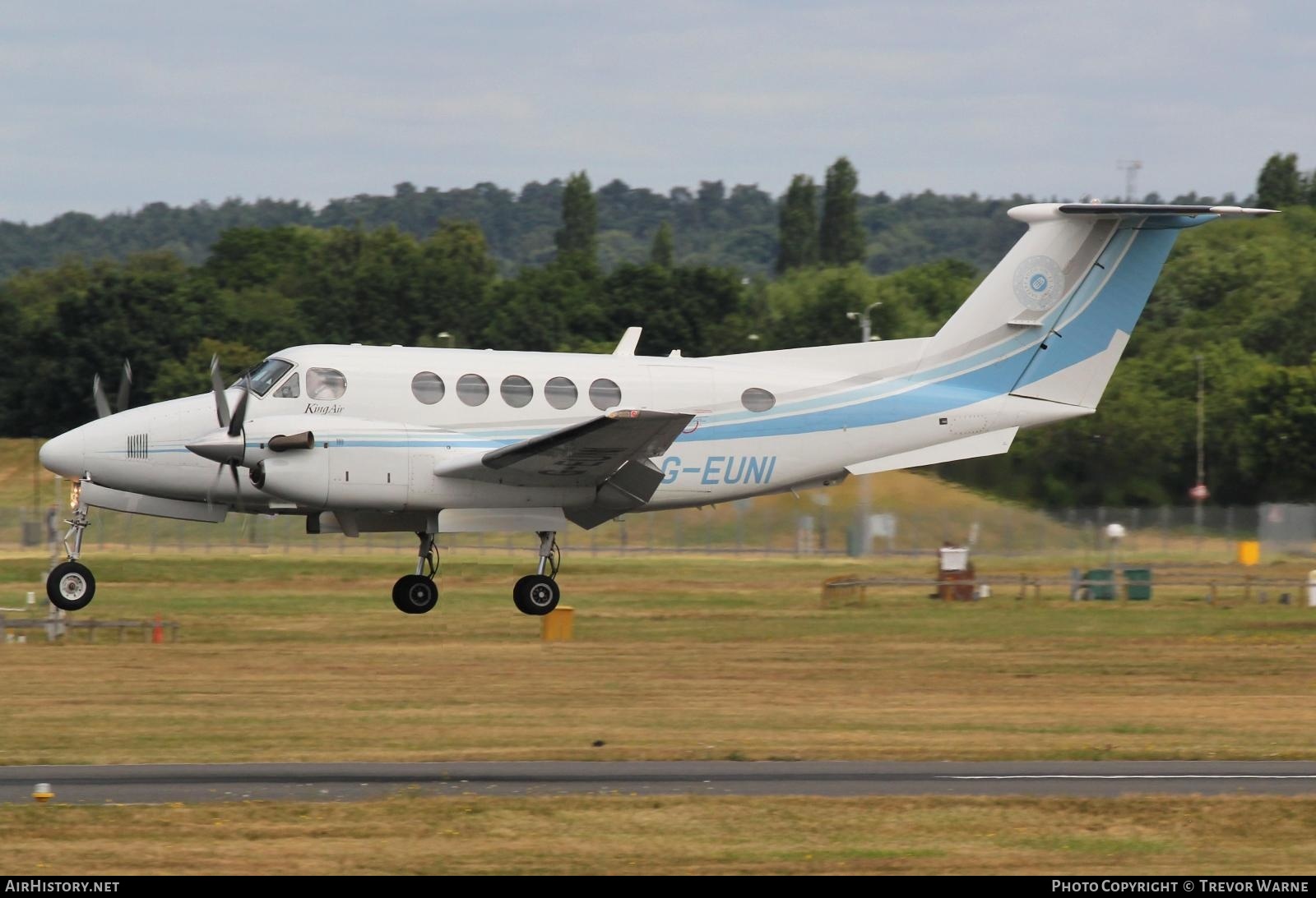 Aircraft Photo of G-EUNI | Raytheon B200 King Air | AirHistory.net #474945