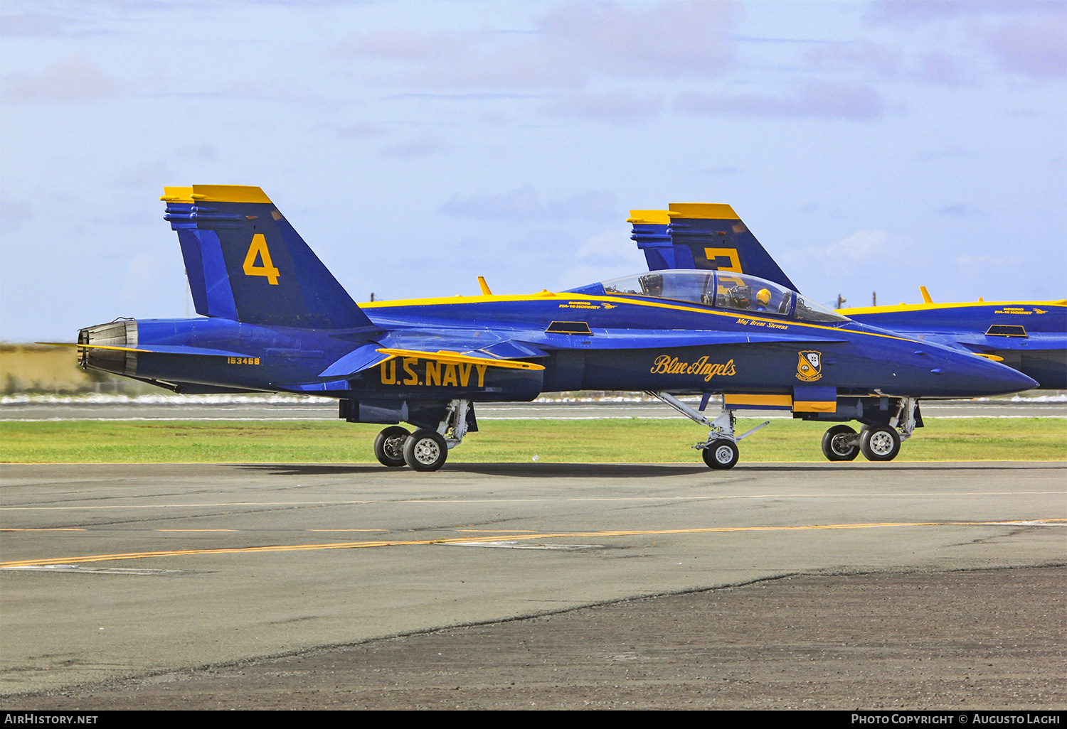 Aircraft Photo of 163468 | McDonnell Douglas F/A-18D Hornet | USA - Navy | AirHistory.net #475002