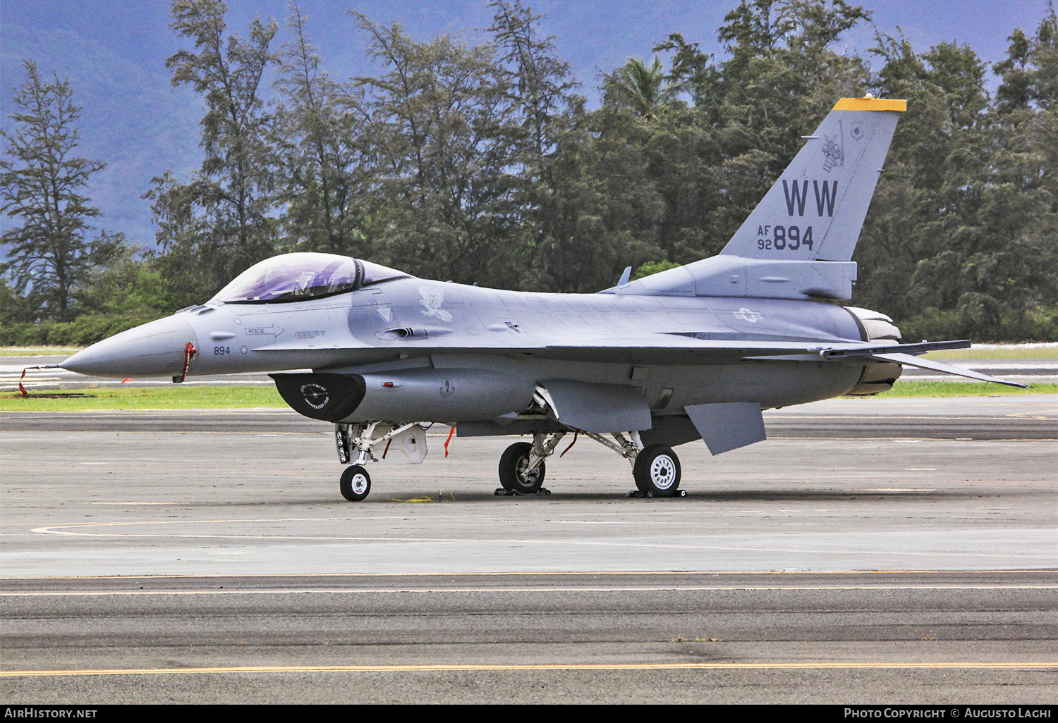 Aircraft Photo of 92-3894 / AF92-894 | Lockheed F-16CM Fighting Falcon | USA - Air Force | AirHistory.net #475009