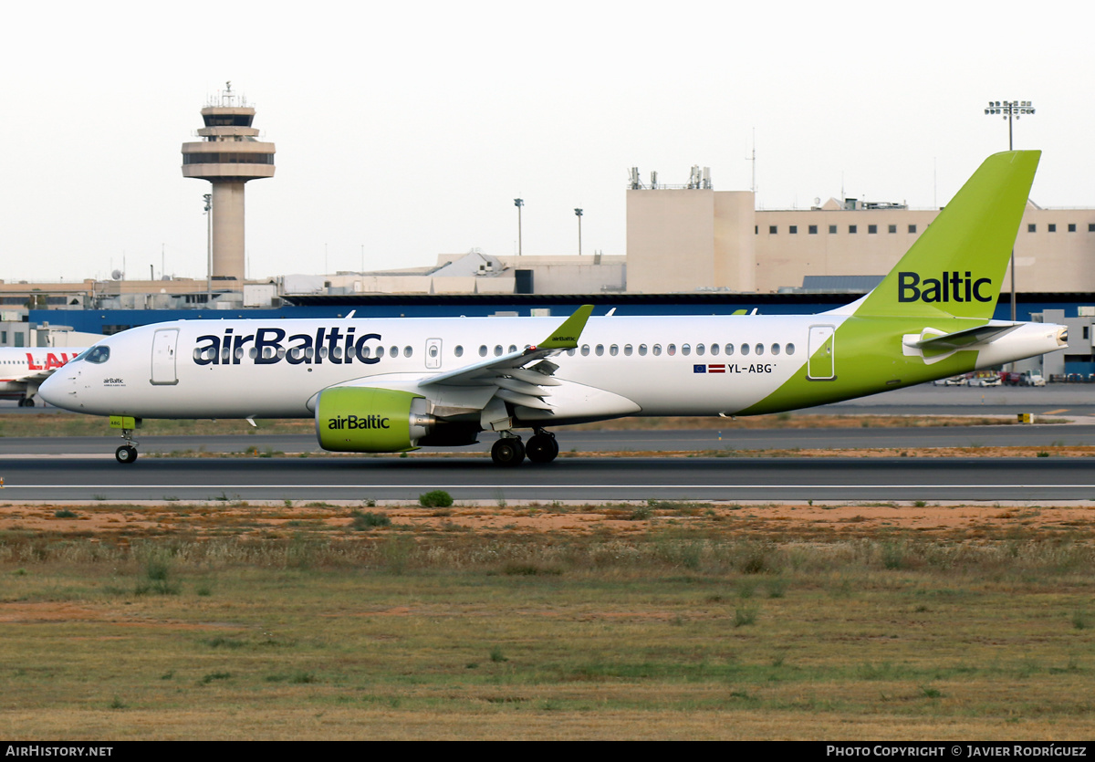 Aircraft Photo of YL-ABG | Airbus A220-371 (BD-500-1A11) | AirBaltic | AirHistory.net #475014