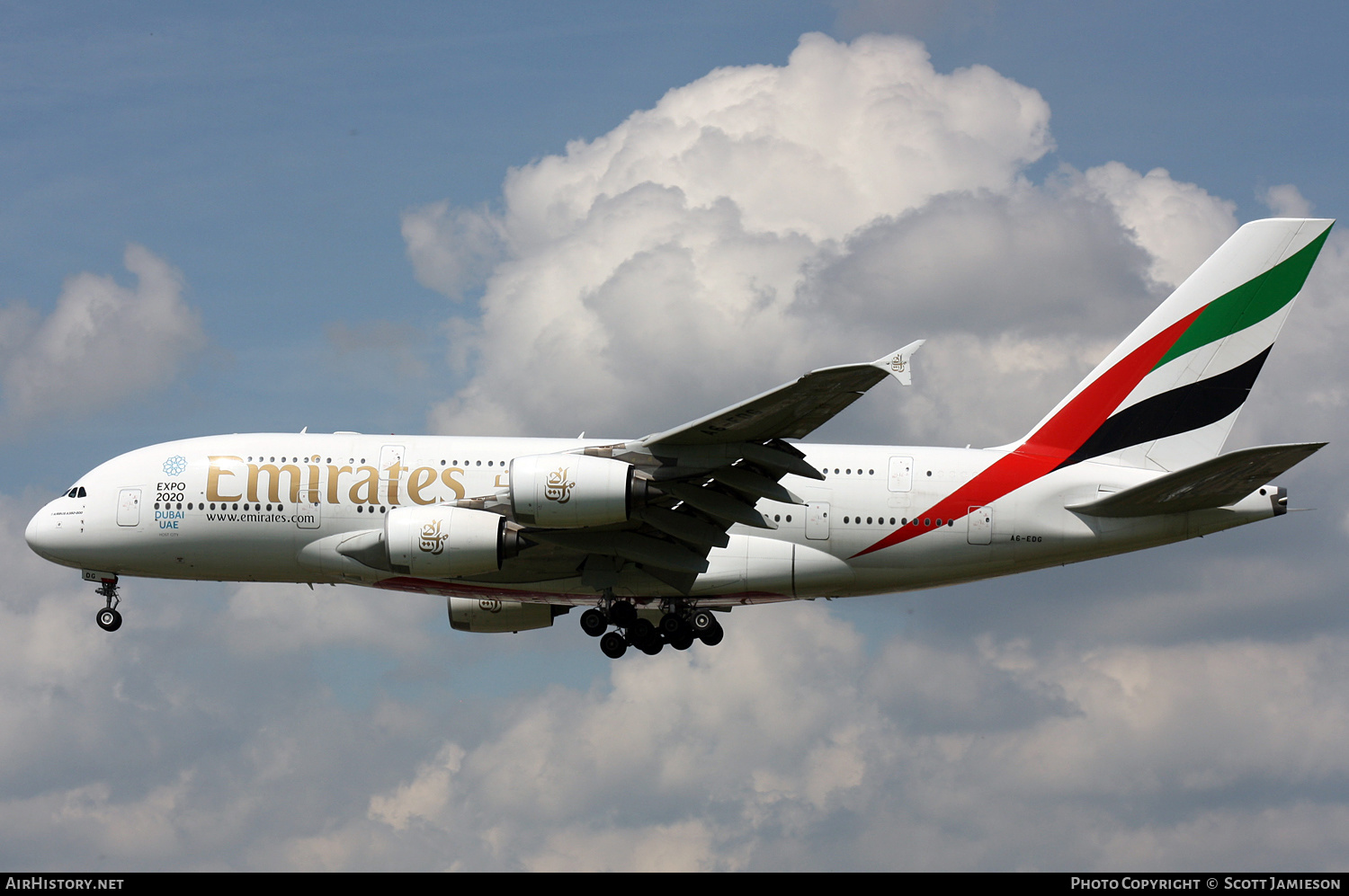 Aircraft Photo of A6-EDG | Airbus A380-861 | Emirates | AirHistory.net #475021