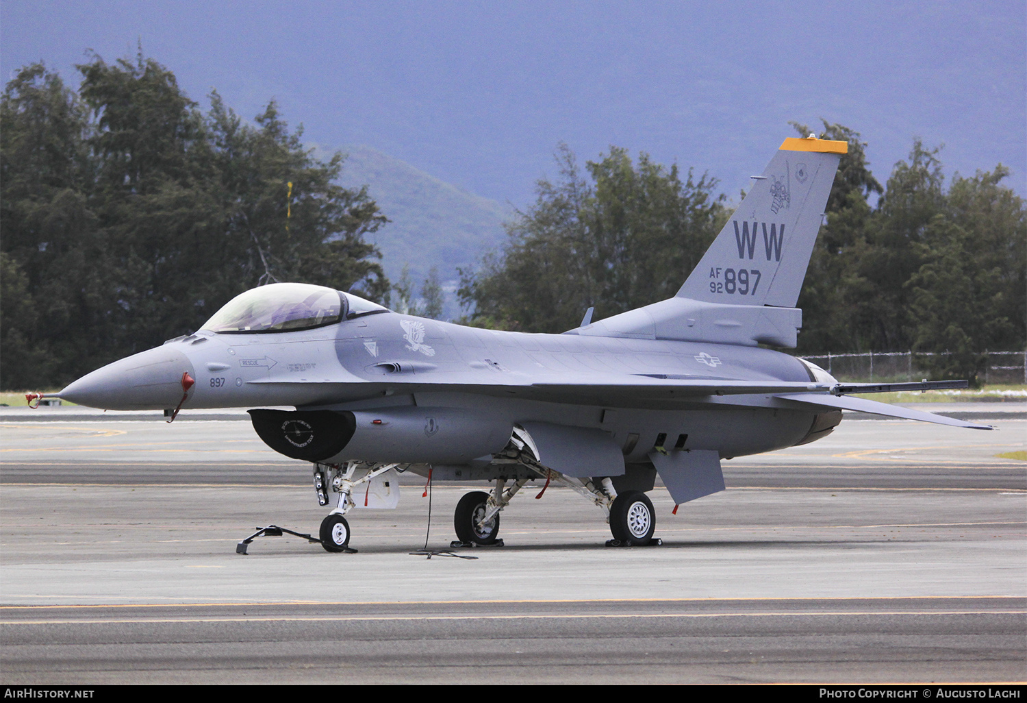 Aircraft Photo of 92-3897 / AF92-897 | Lockheed F-16CM Fighting Falcon | USA - Air Force | AirHistory.net #475040