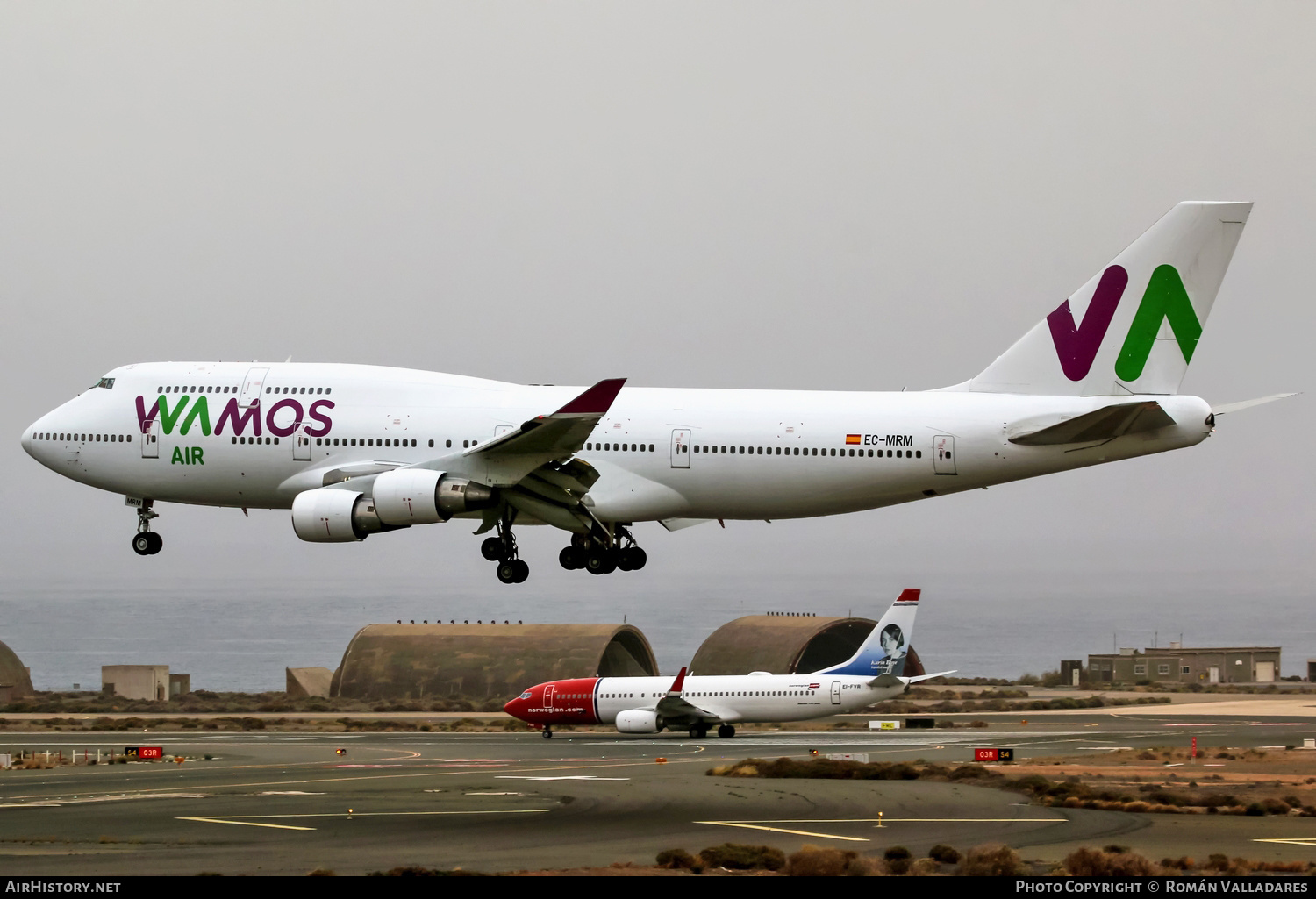 Aircraft Photo of EC-MRM | Boeing 747-4H6 | Wamos Air | AirHistory.net #475073