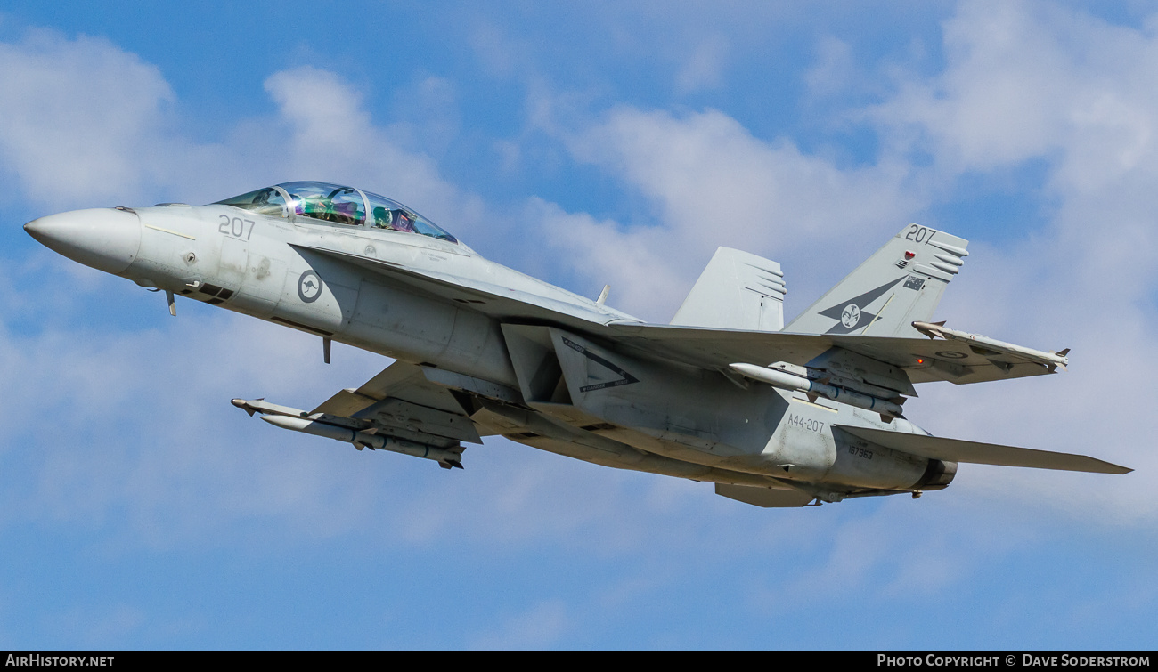 Aircraft Photo of A44-207 | Boeing F/A-18F Super Hornet | Australia - Air Force | AirHistory.net #475191