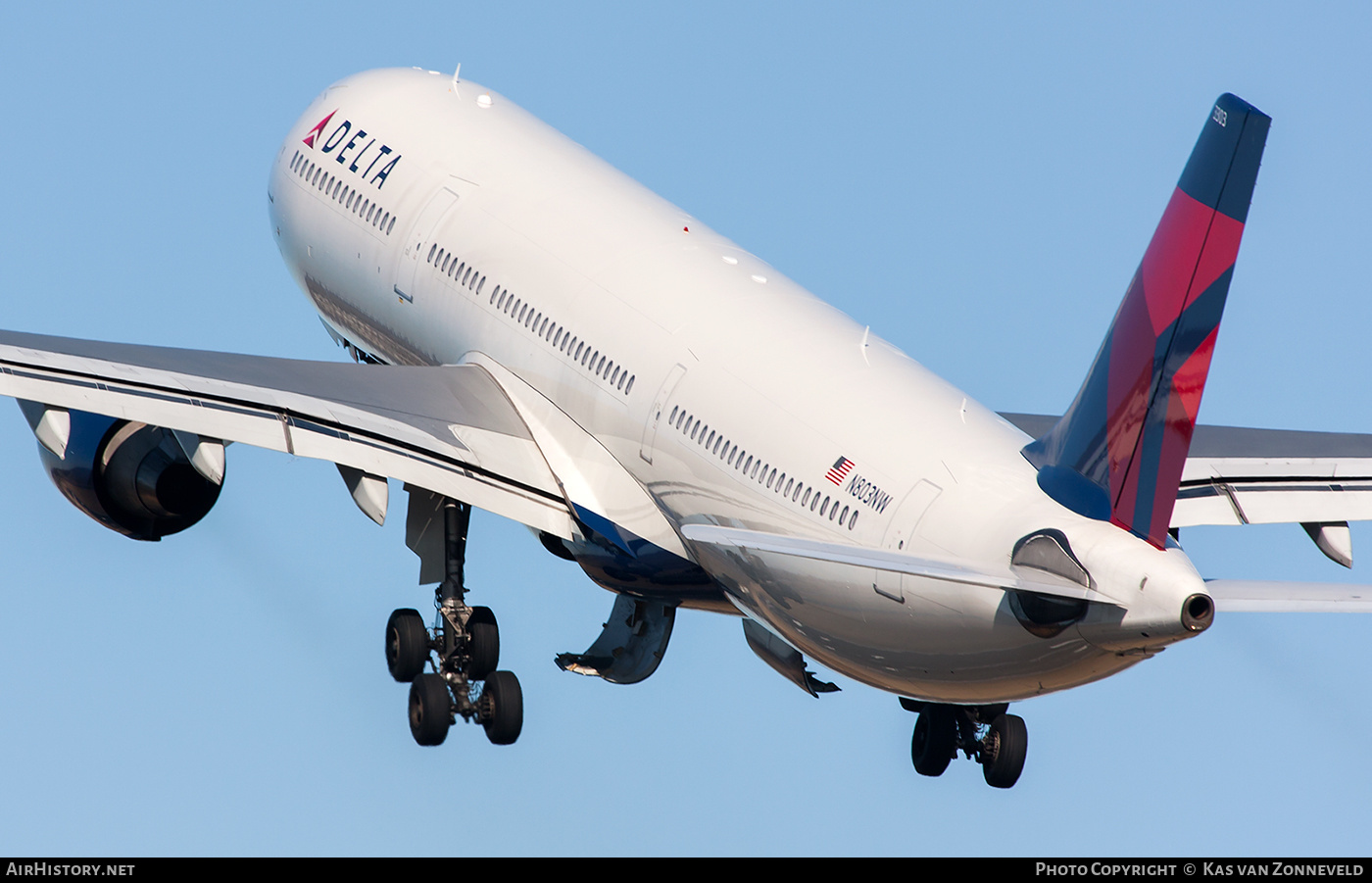 Aircraft Photo of N803NW | Airbus A330-323 | Delta Air Lines | AirHistory.net #475211