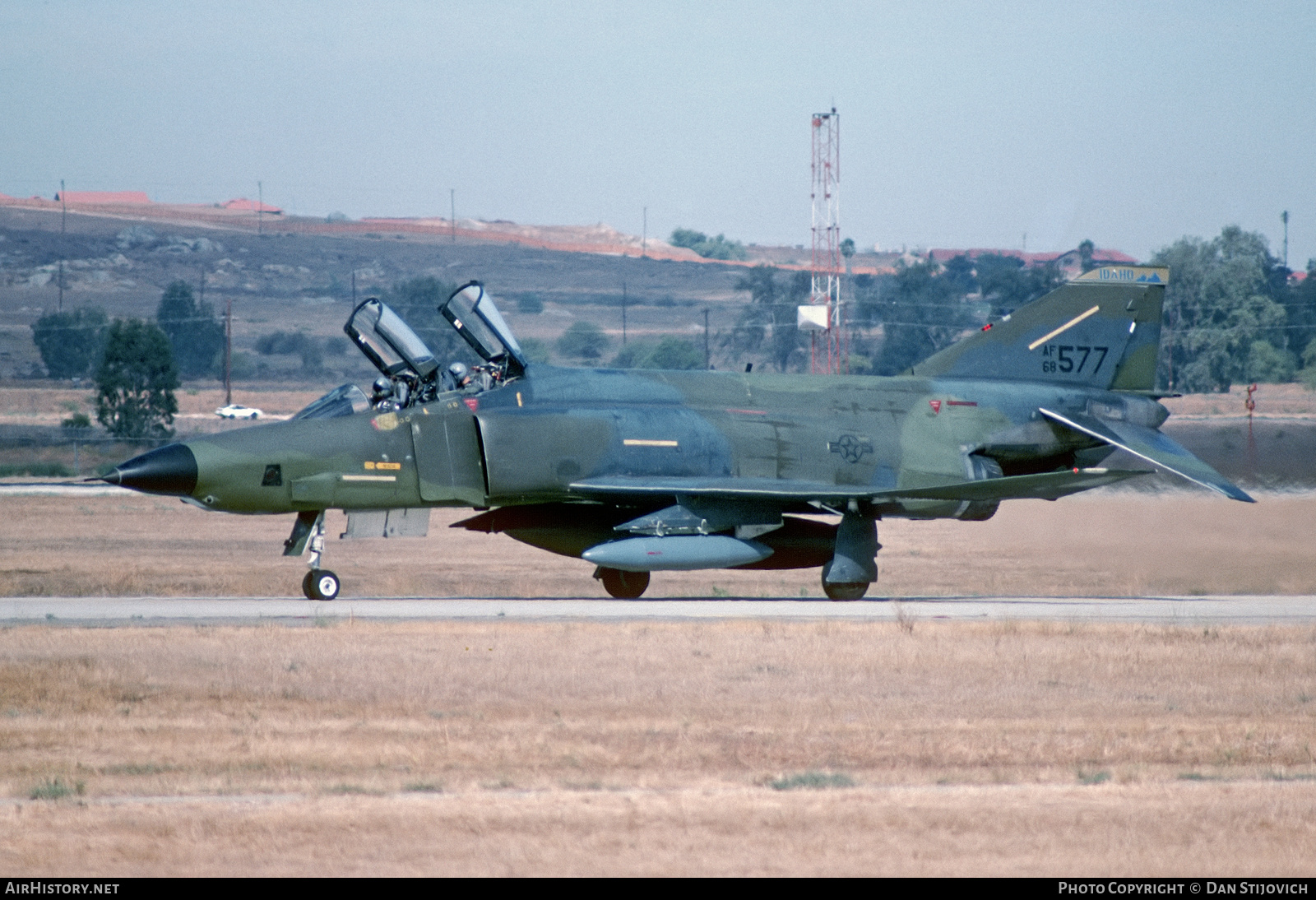 Aircraft Photo of 68-0577 / AF68-577 | McDonnell Douglas RF-4C Phantom II | USA - Air Force | AirHistory.net #475336