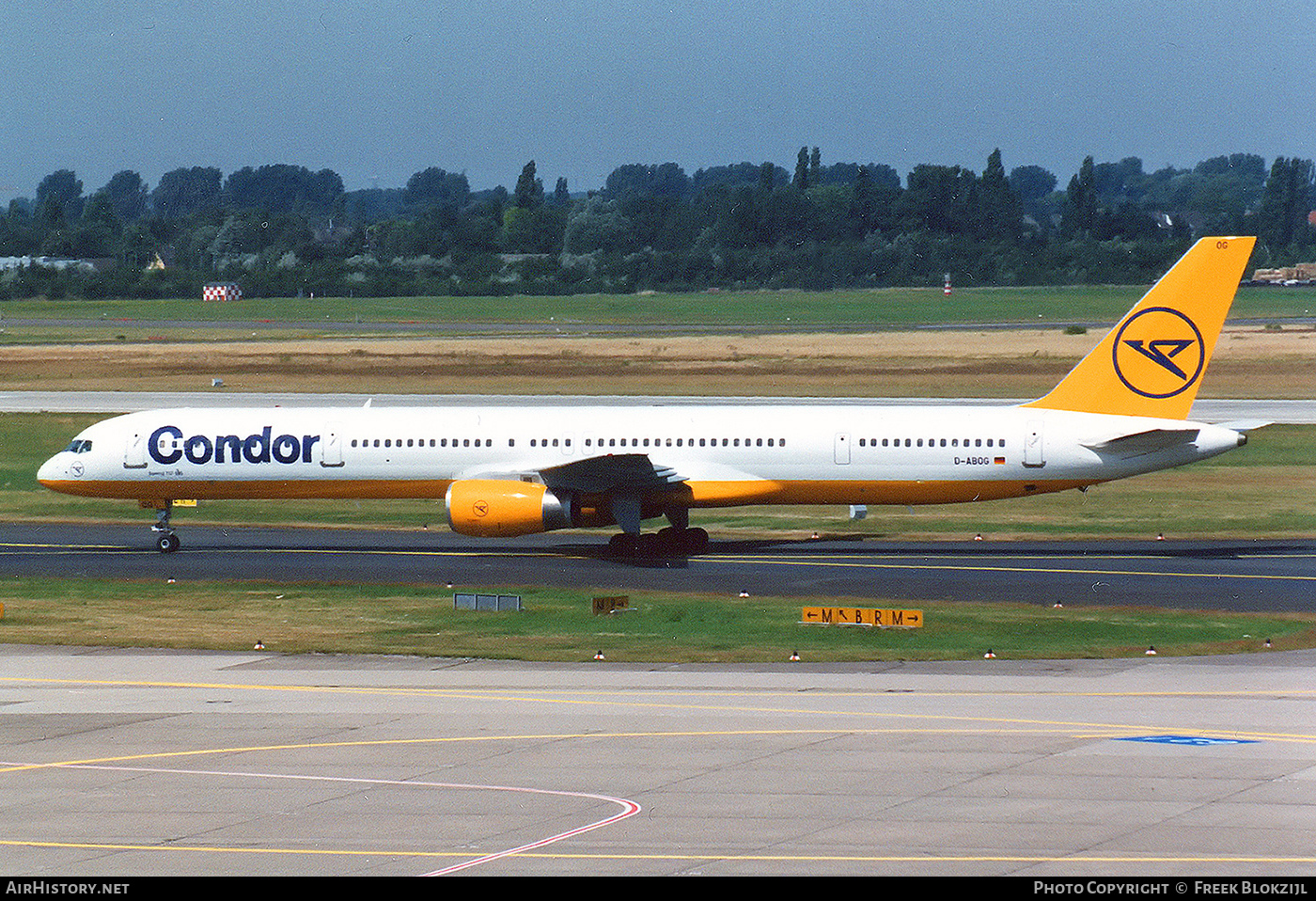 Aircraft Photo of D-ABOG | Boeing 757-330 | Condor Flugdienst | AirHistory.net #475362