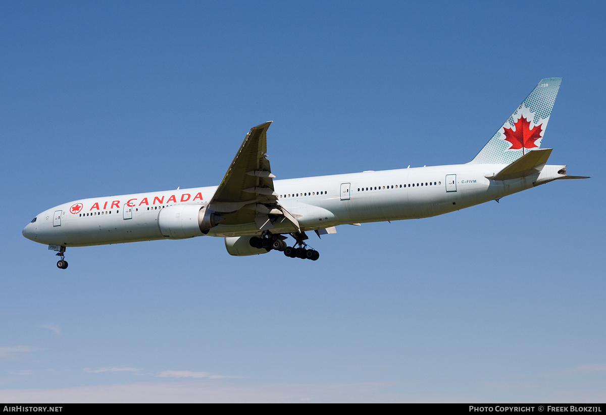 Aircraft Photo of C-FIVM | Boeing 777-333/ER | Air Canada | AirHistory.net #475414