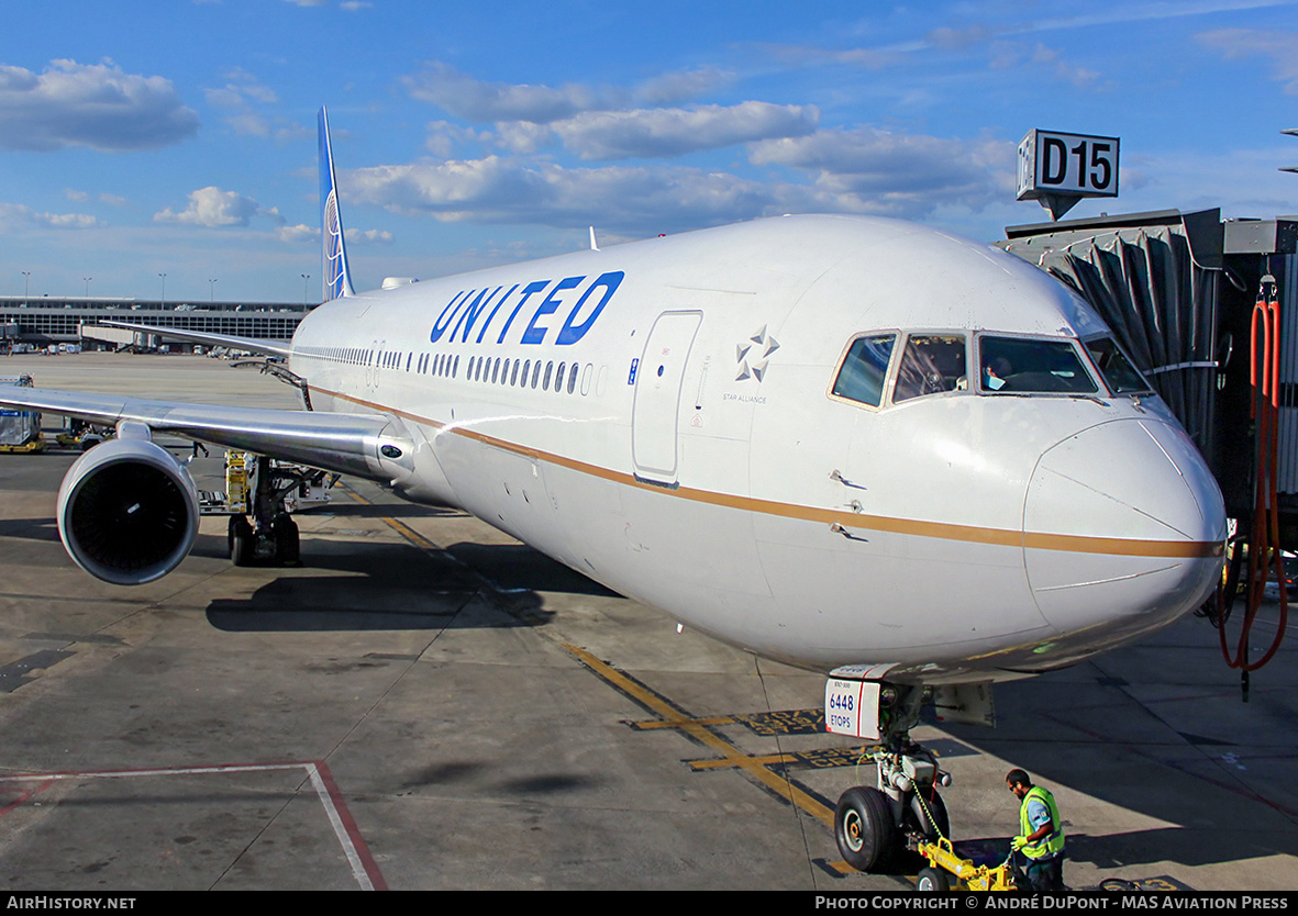 Aircraft Photo of N648UA | Boeing 767-322/ER | United Airlines | AirHistory.net #475433