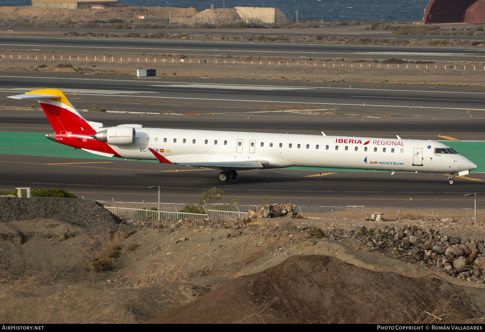 Aircraft Photo of EC-MSB | Bombardier CRJ-1000 (CL-600-2E25) | Iberia Regional | AirHistory.net #475464