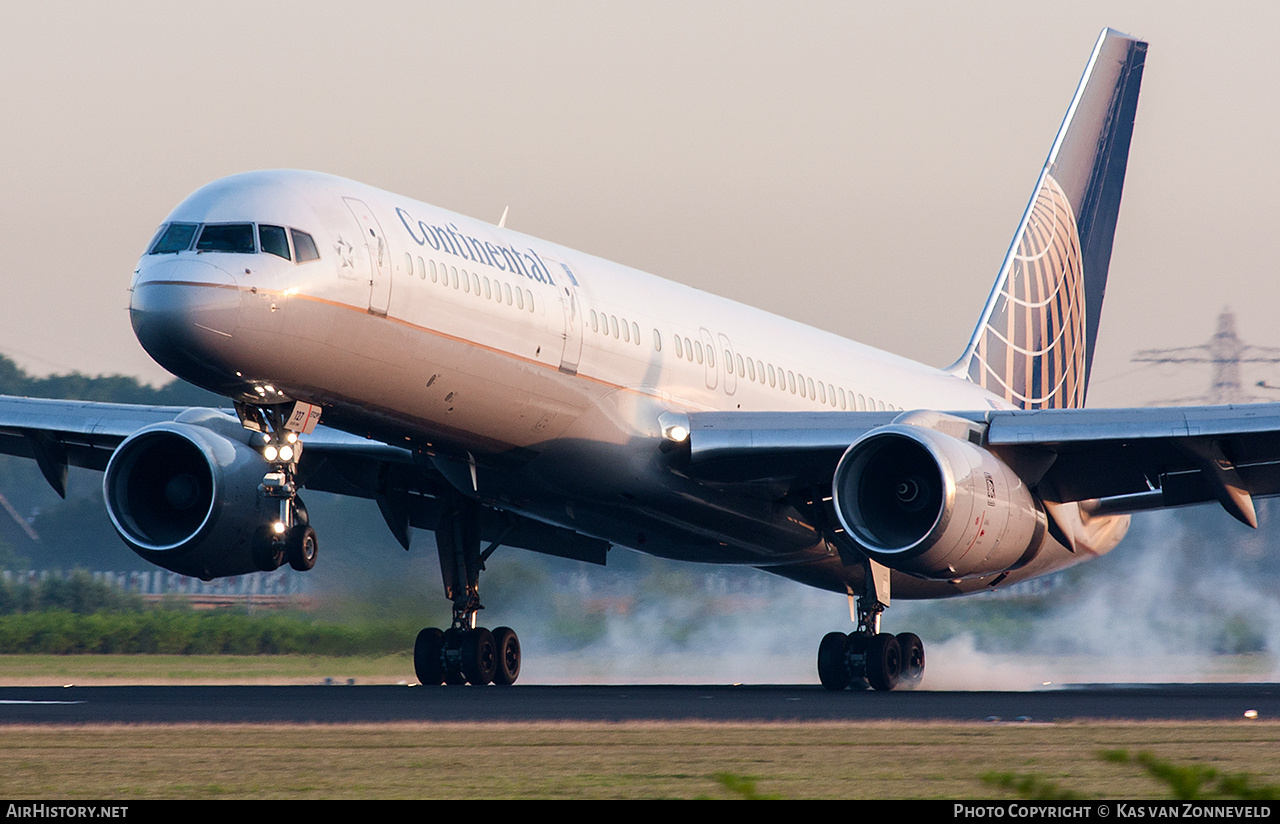 Aircraft Photo of N48127 | Boeing 757-224 | Continental Airlines | AirHistory.net #475500