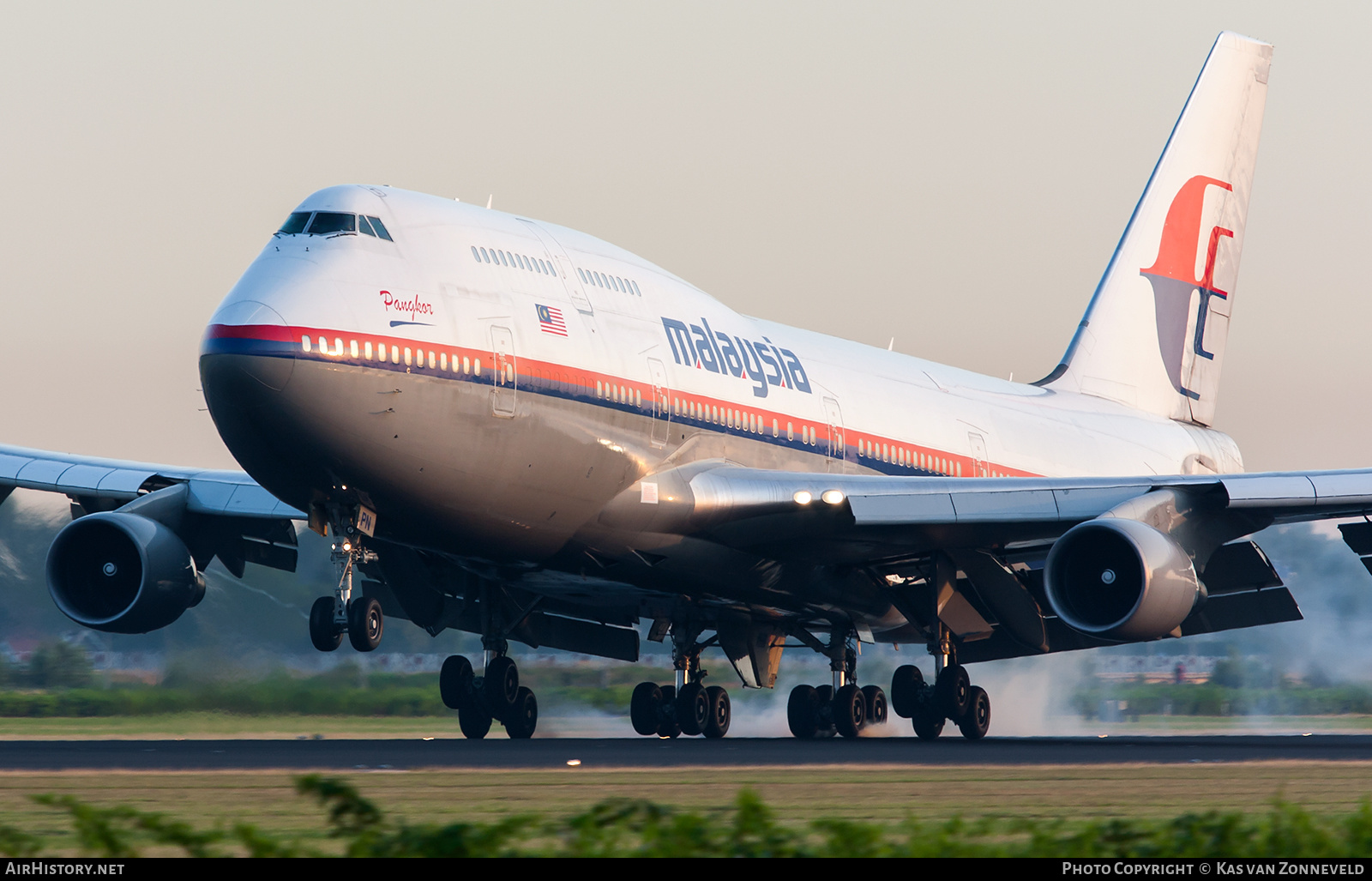 Aircraft Photo of 9M-MPN | Boeing 747-4H6 | Malaysia Airlines | AirHistory.net #475540