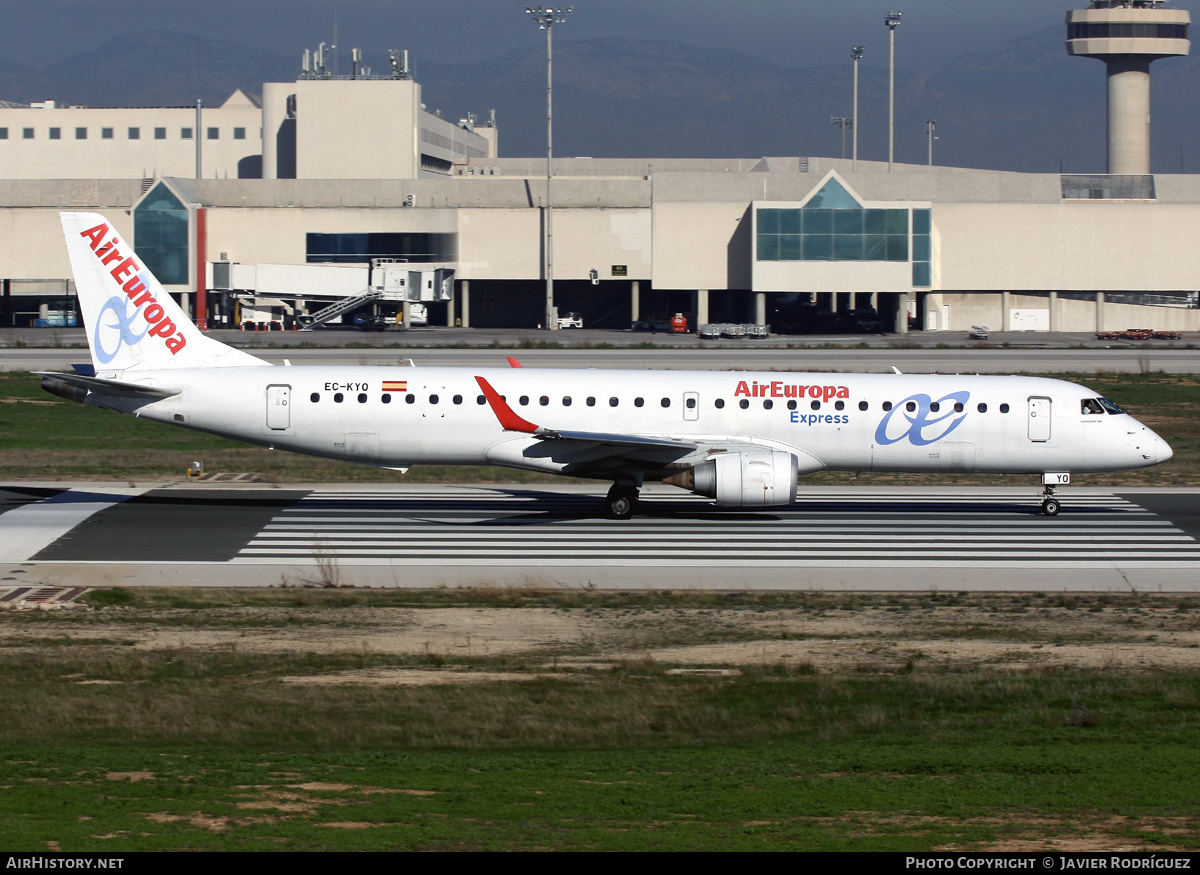 Aircraft Photo of EC-KYO | Embraer 195SR (ERJ-190-200SR) | Air Europa Express | AirHistory.net #475551