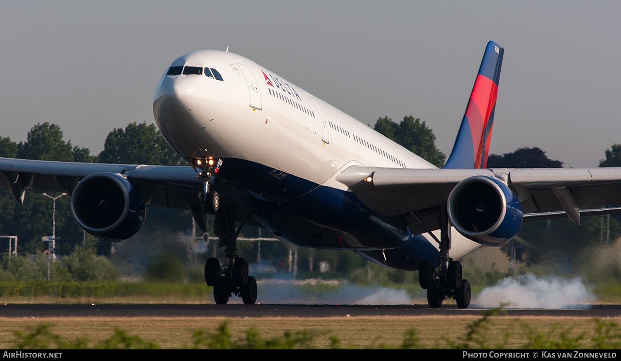 Aircraft Photo of N808NW | Airbus A330-323 | Delta Air Lines | AirHistory.net #475562