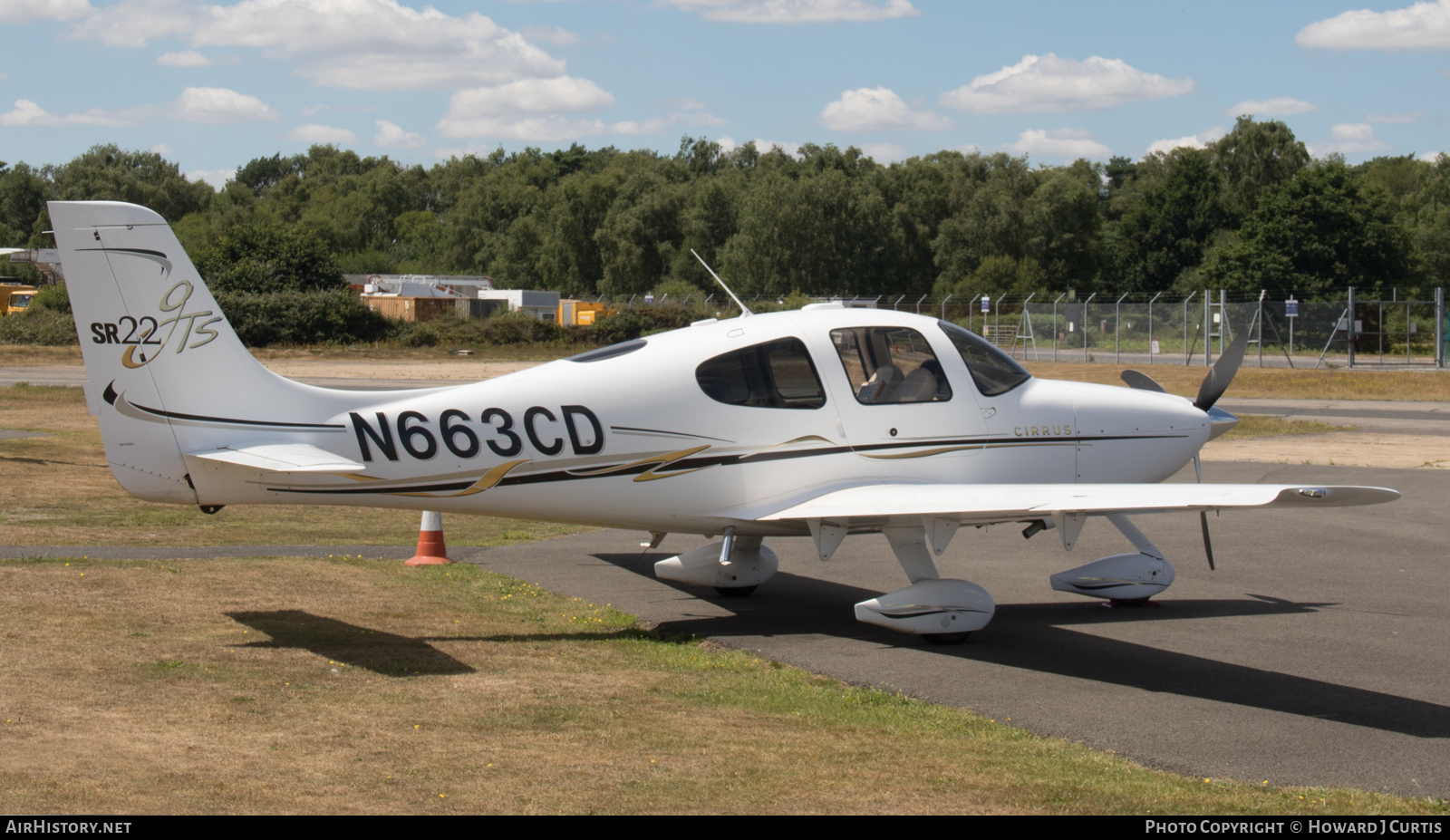 Aircraft Photo of N663CD | Cirrus SR-22 G2-GTS | AirHistory.net #475606
