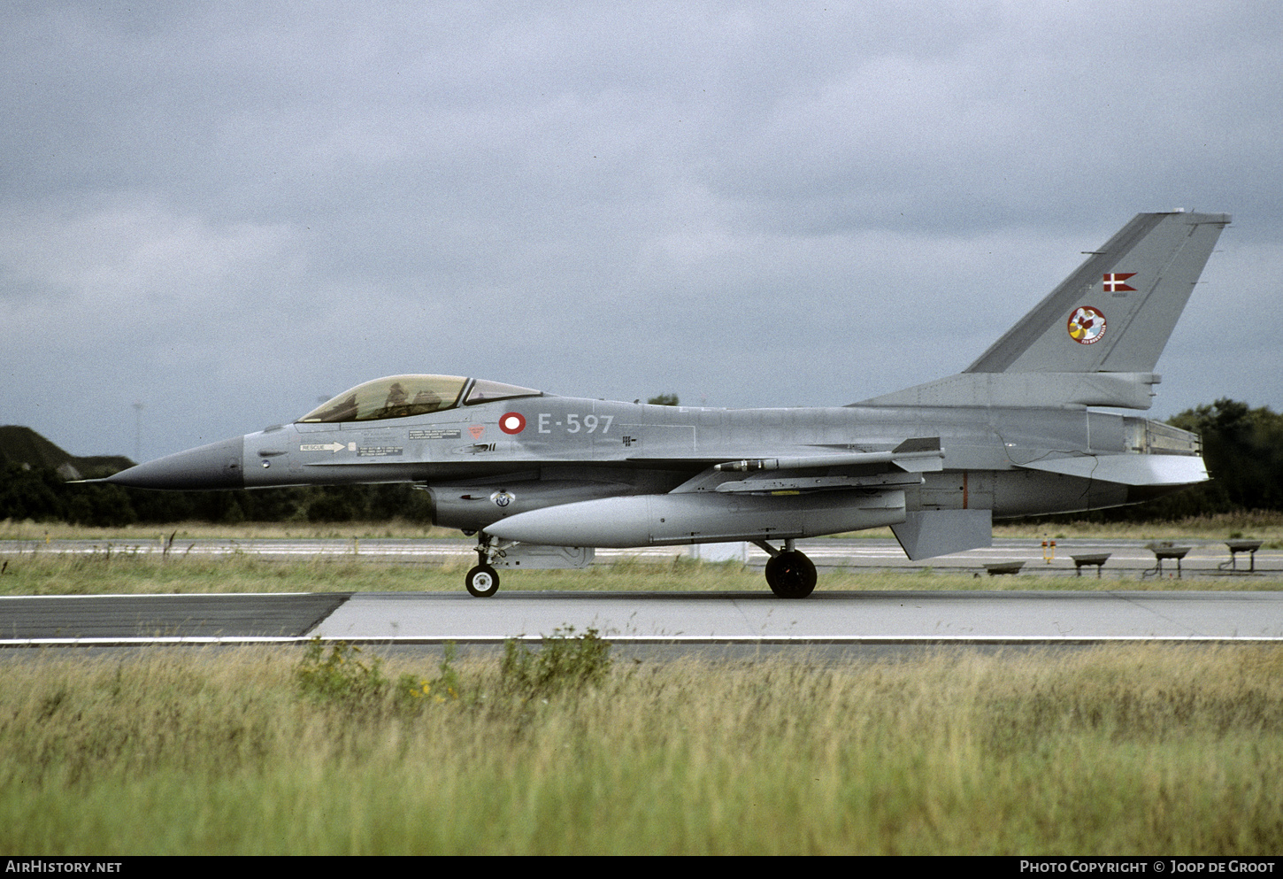 Aircraft Photo of E-597 | General Dynamics F-16A Fighting Falcon | Denmark - Air Force | AirHistory.net #475668
