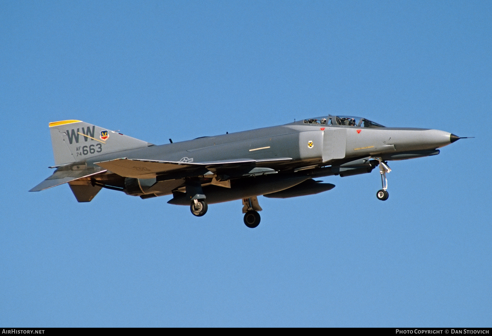 Aircraft Photo of 74-0663 / AF74-663 | McDonnell Douglas F-4E Phantom II | USA - Air Force | AirHistory.net #475694