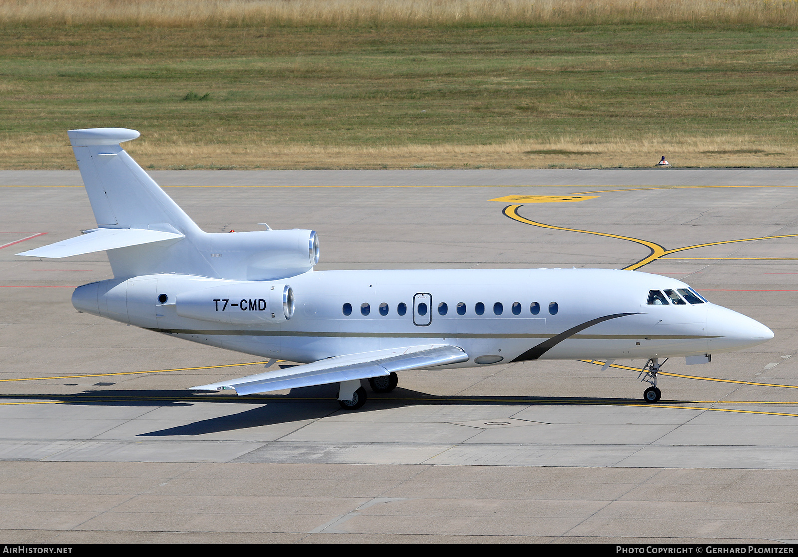 Aircraft Photo of T7-CMD | Dassault Falcon 900EX | AirHistory.net #475701