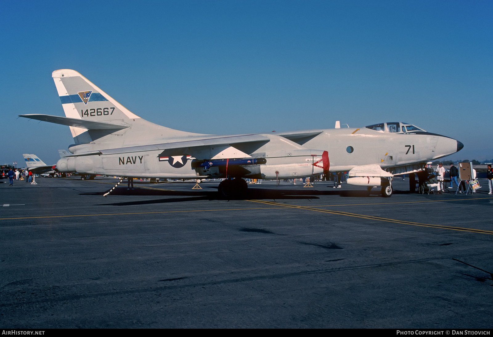 Aircraft Photo of 142667 | Douglas NRA-3B Skywarrior | USA - Navy | AirHistory.net #475804