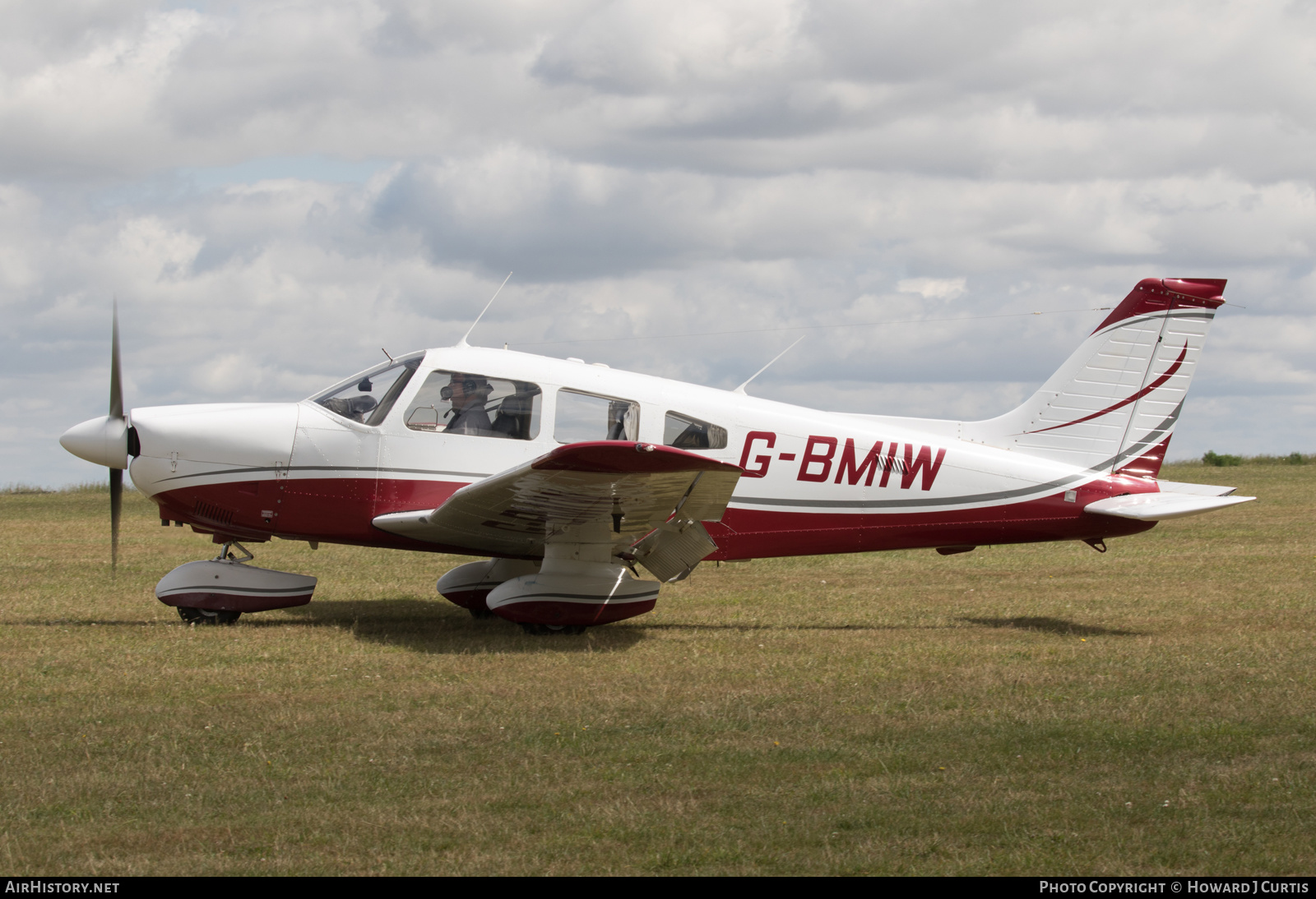 Aircraft Photo of G-BMIW | Piper PA-28-181 Archer II | AirHistory.net #475898