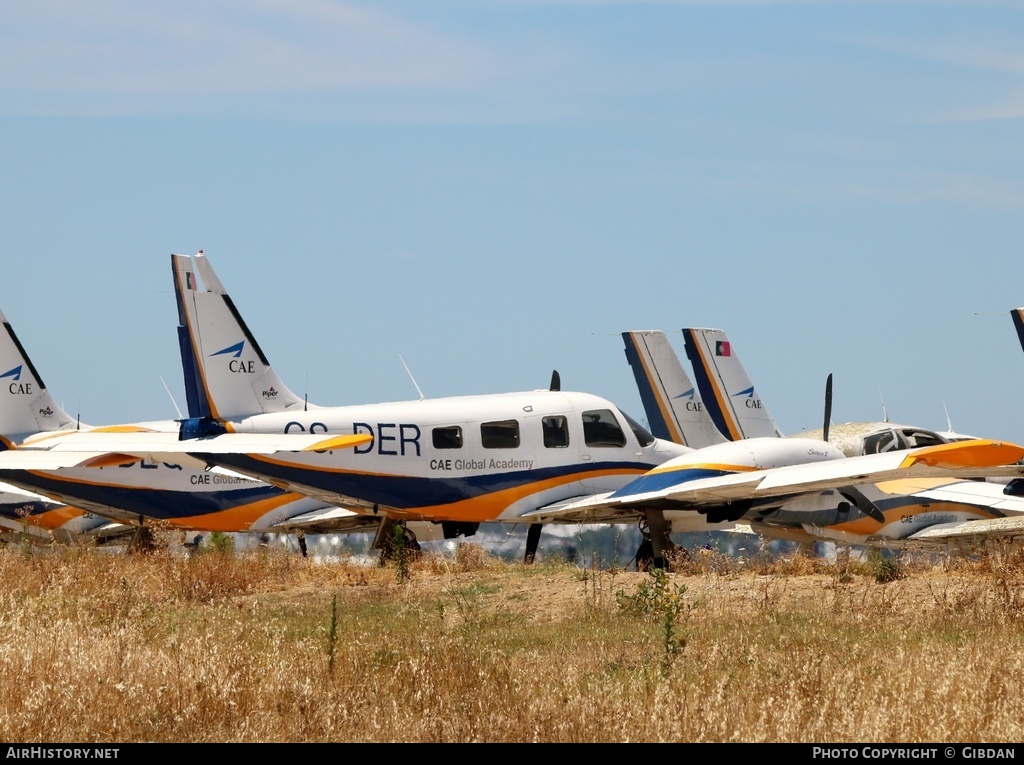 Aircraft Photo of CS-DER | Piper PA-34-220T Seneca V | AirHistory.net #475965