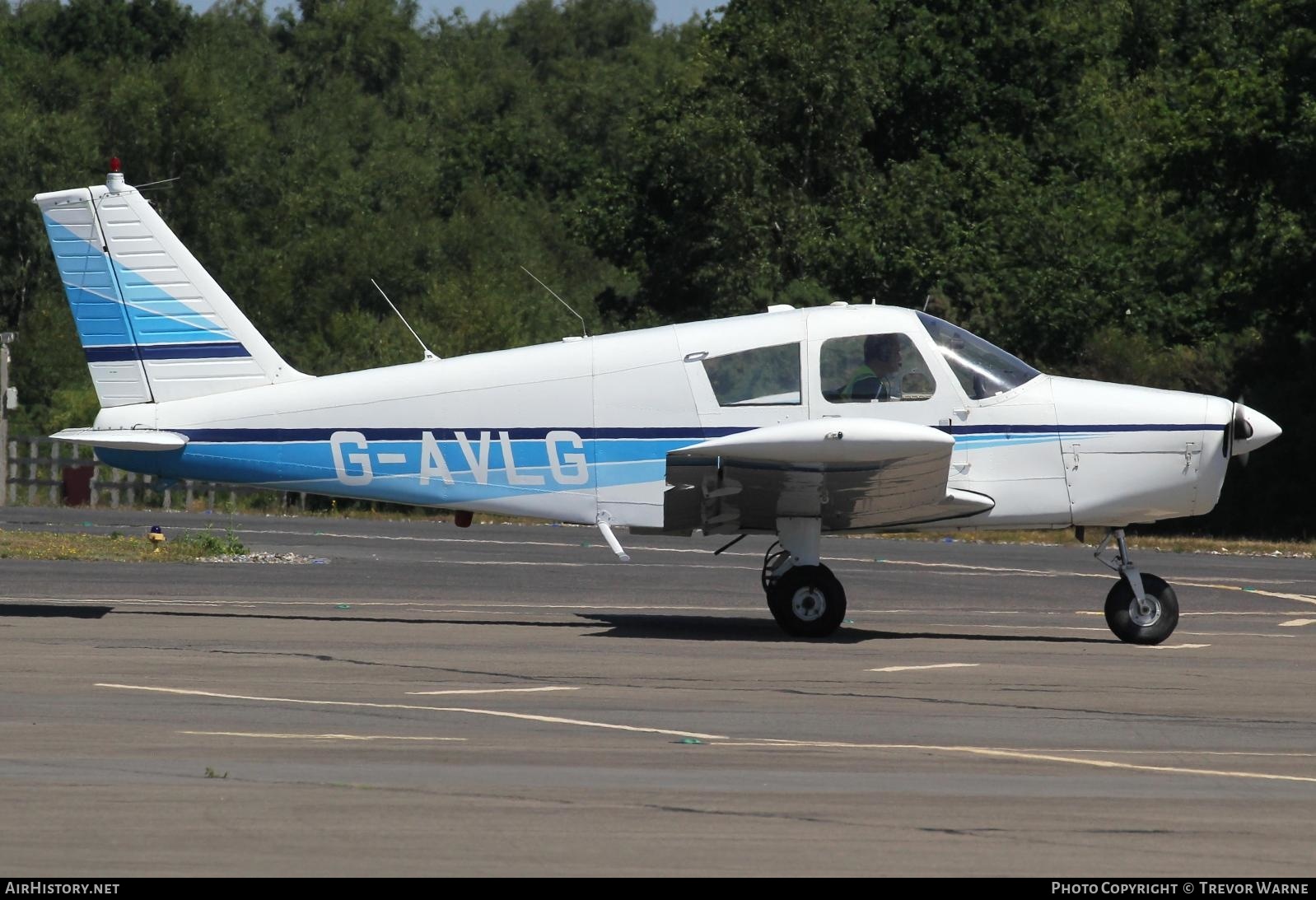 Aircraft Photo of G-AVLG | Piper PA-28-140 Cherokee | AirHistory.net #476064
