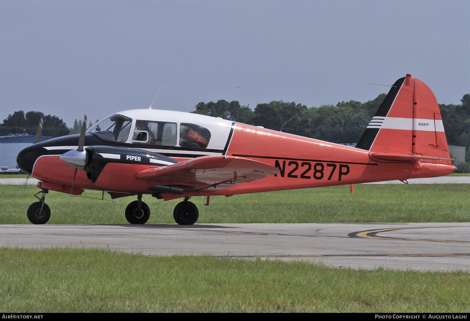 Aircraft Photo of N2287P | Piper PA-23-150 Apache | AirHistory.net #476082