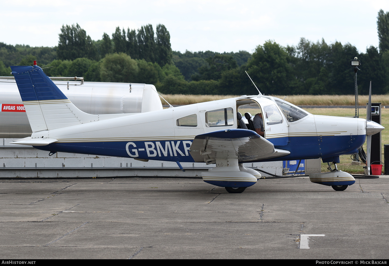 Aircraft Photo of G-BMKR | Piper PA-28-161 Cherokee Warrior II | AirHistory.net #476106