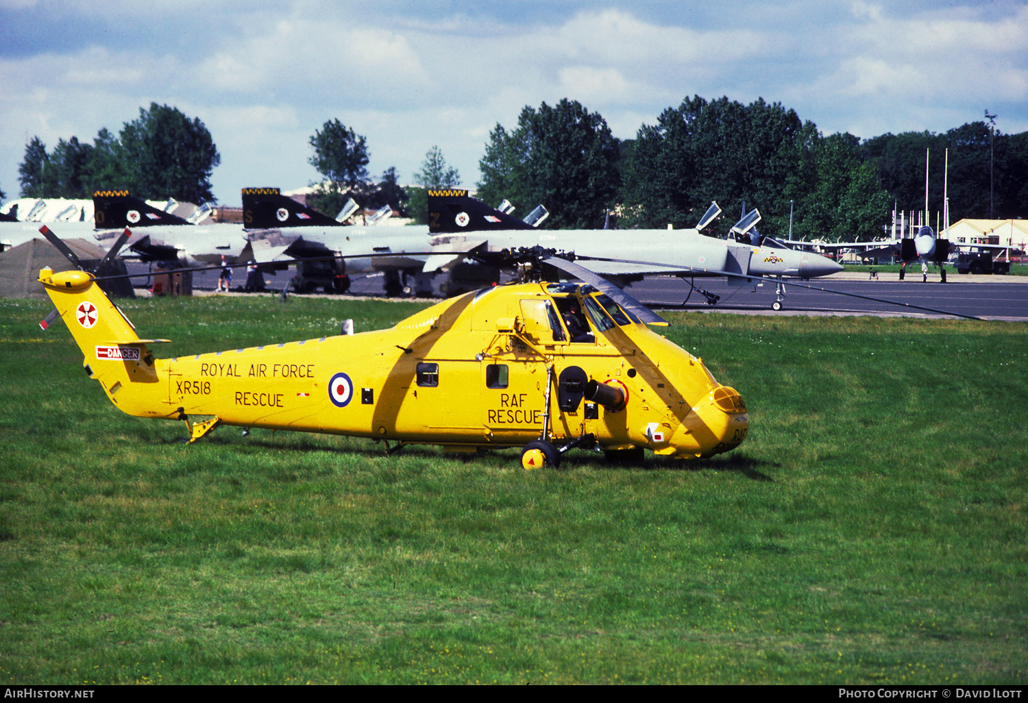 Aircraft Photo of XR518 | Westland WS-58 Wessex HAR.2 | UK - Air Force | AirHistory.net #476238