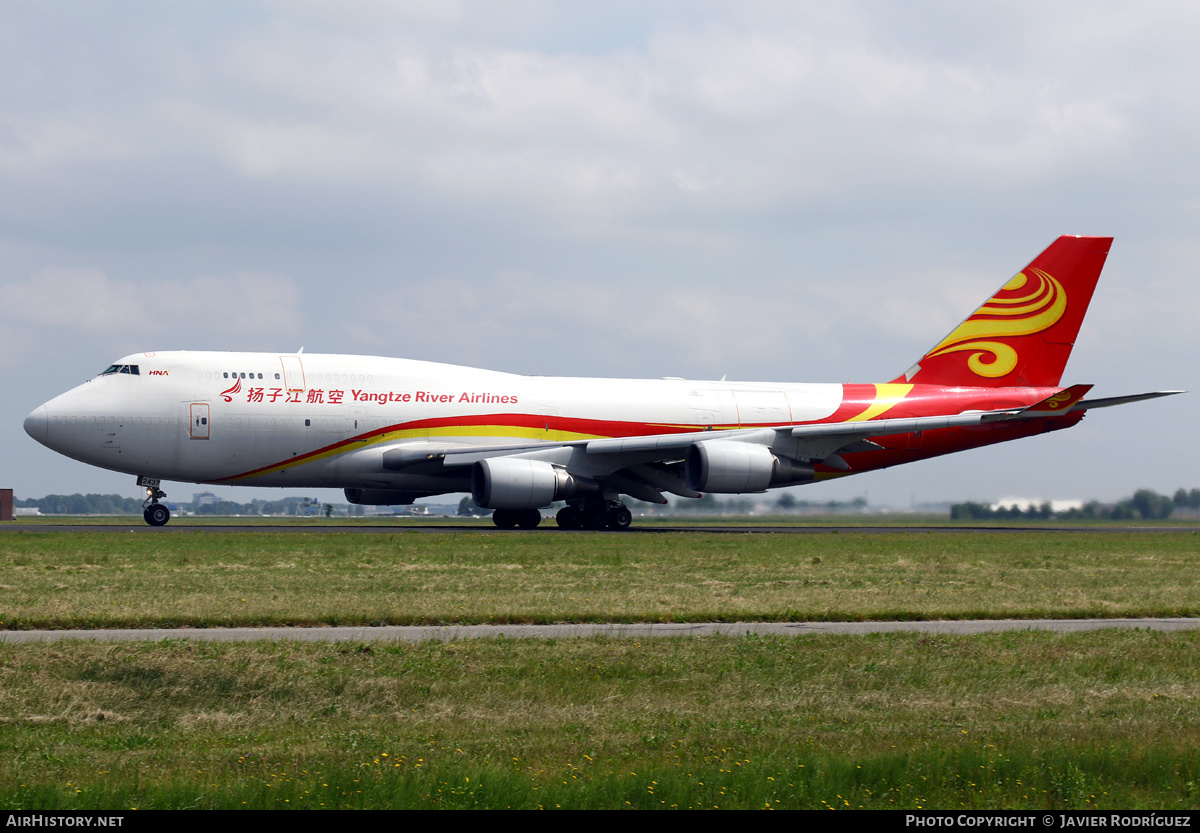 Aircraft Photo of B-2437 | Boeing 747-481(BDSF) | Yangtze River Airlines | AirHistory.net #476279