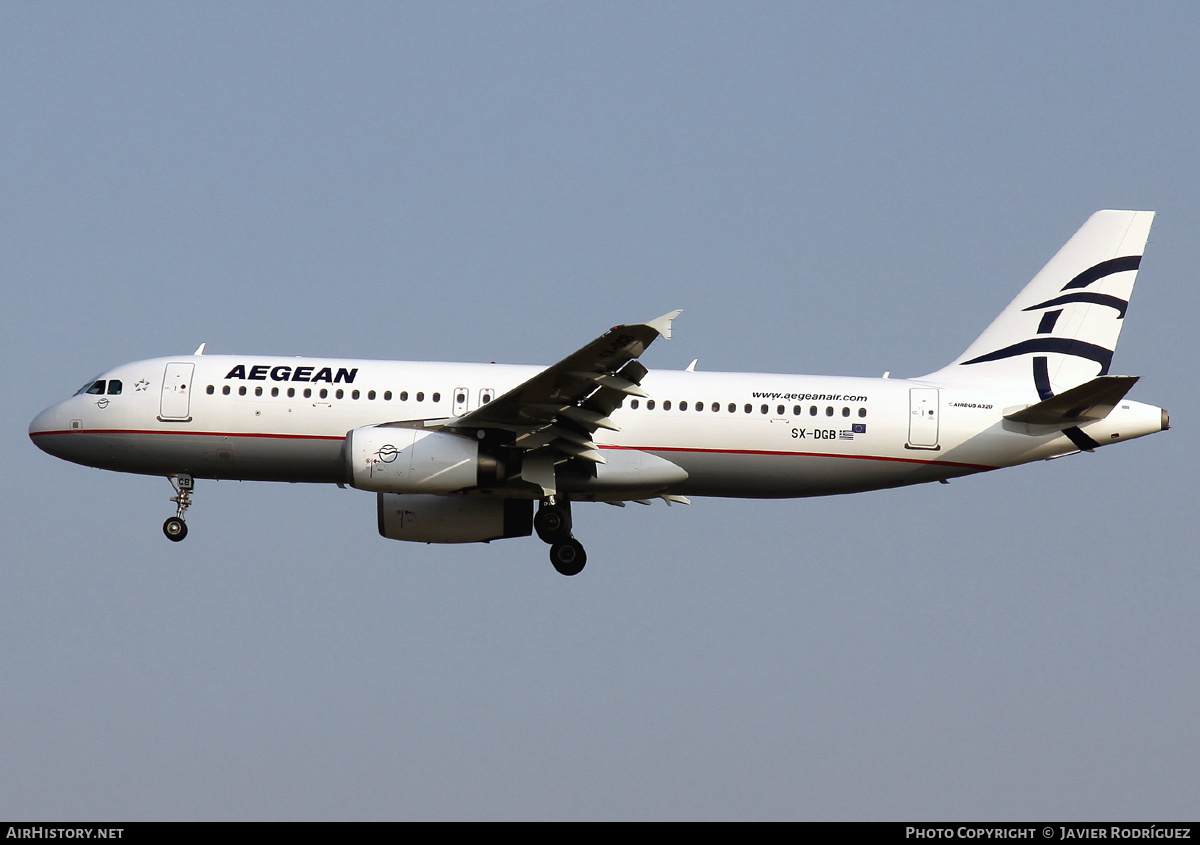 Aircraft Photo of SX-DGB | Airbus A320-232 | Aegean Airlines | AirHistory.net #476281