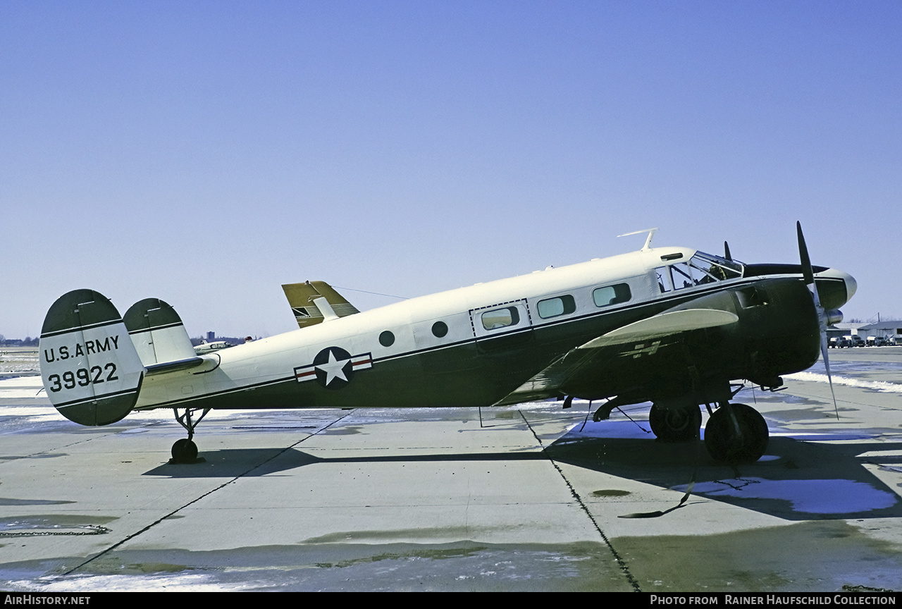 Aircraft Photo of 39922 | Beech UC-45J Expeditor | USA - Army | AirHistory.net #476307