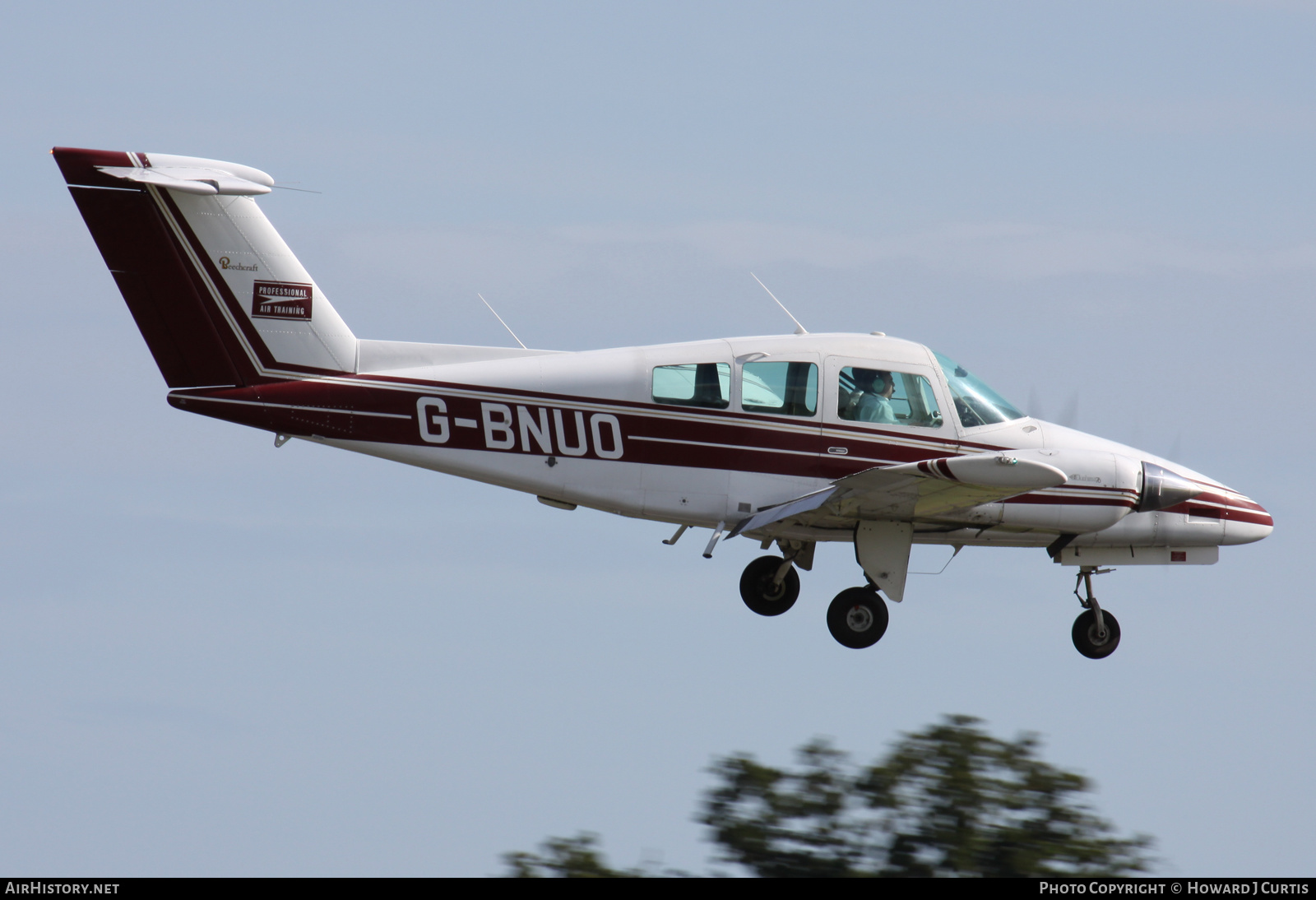 Aircraft Photo of G-BNUO | Beech 76 Duchess | Professional Air Training | AirHistory.net #476423