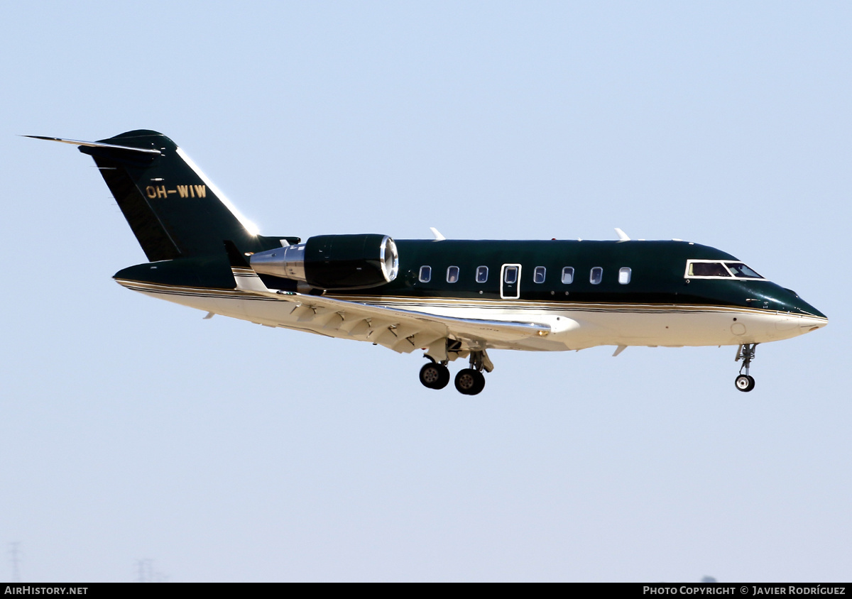 Aircraft Photo of OH-WIW | Bombardier Challenger 650 (CL-600-2B16) | AirHistory.net #476509