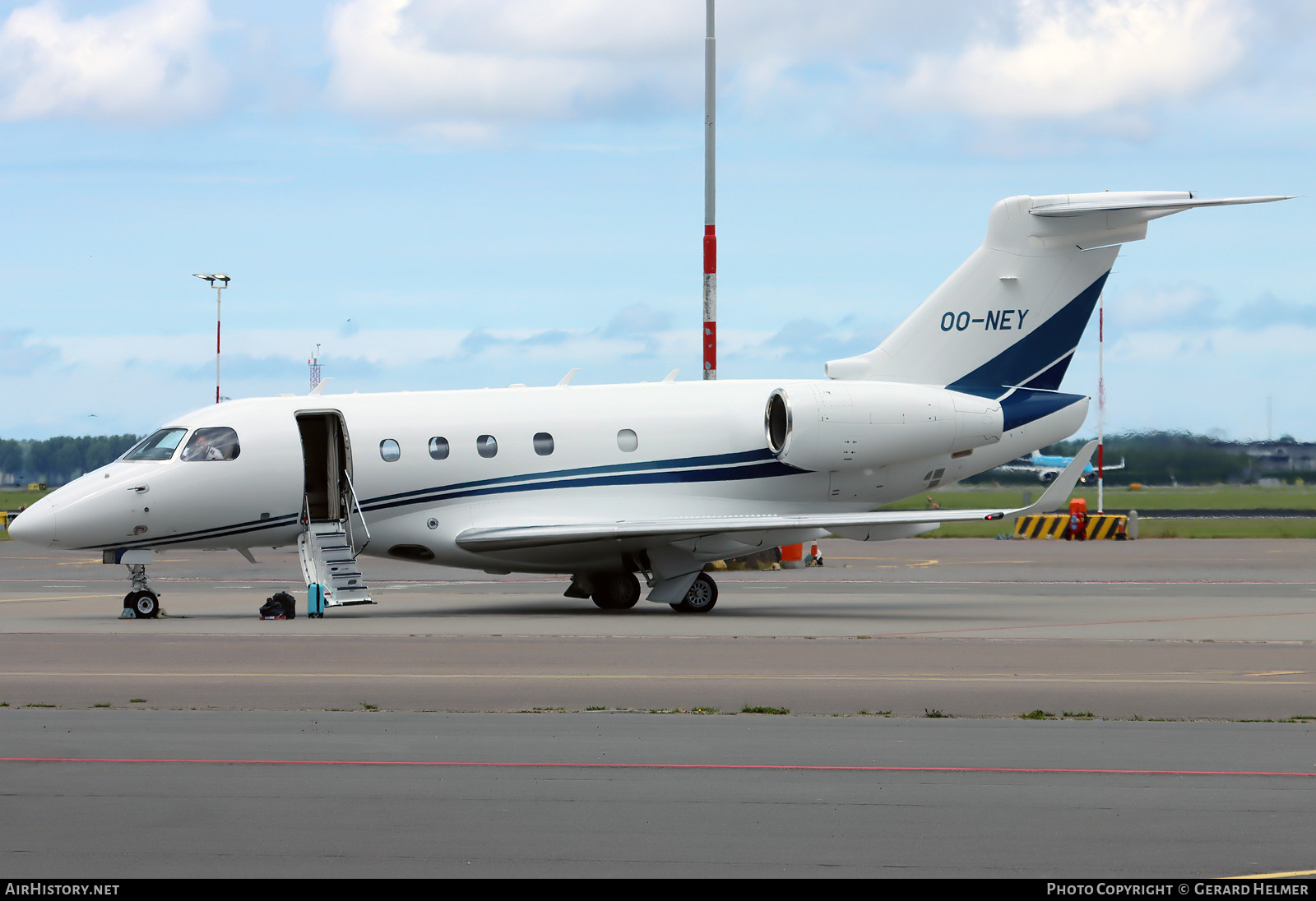 Aircraft Photo of OO-NEY | Embraer EMB-545 Legacy 450 | AirHistory.net #476674