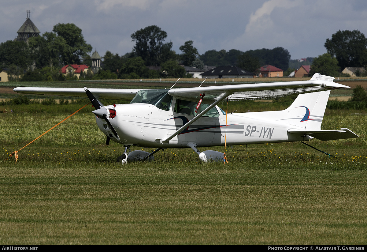 Aircraft Photo of SP-IYN | Cessna 172N Skyhawk | AirHistory.net #476688
