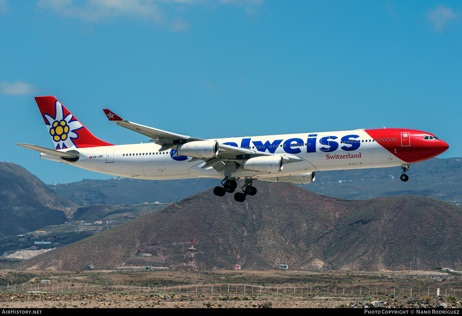 Aircraft Photo of HB-JMD | Airbus A340-313 | Edelweiss Air | AirHistory.net #476722