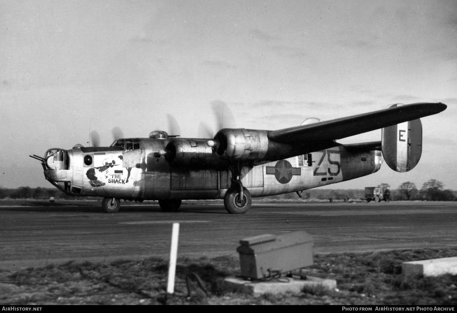 Aircraft Photo of 44-40298 / 440298 | Consolidated B-24J Liberator | USA - Air Force | AirHistory.net #476766