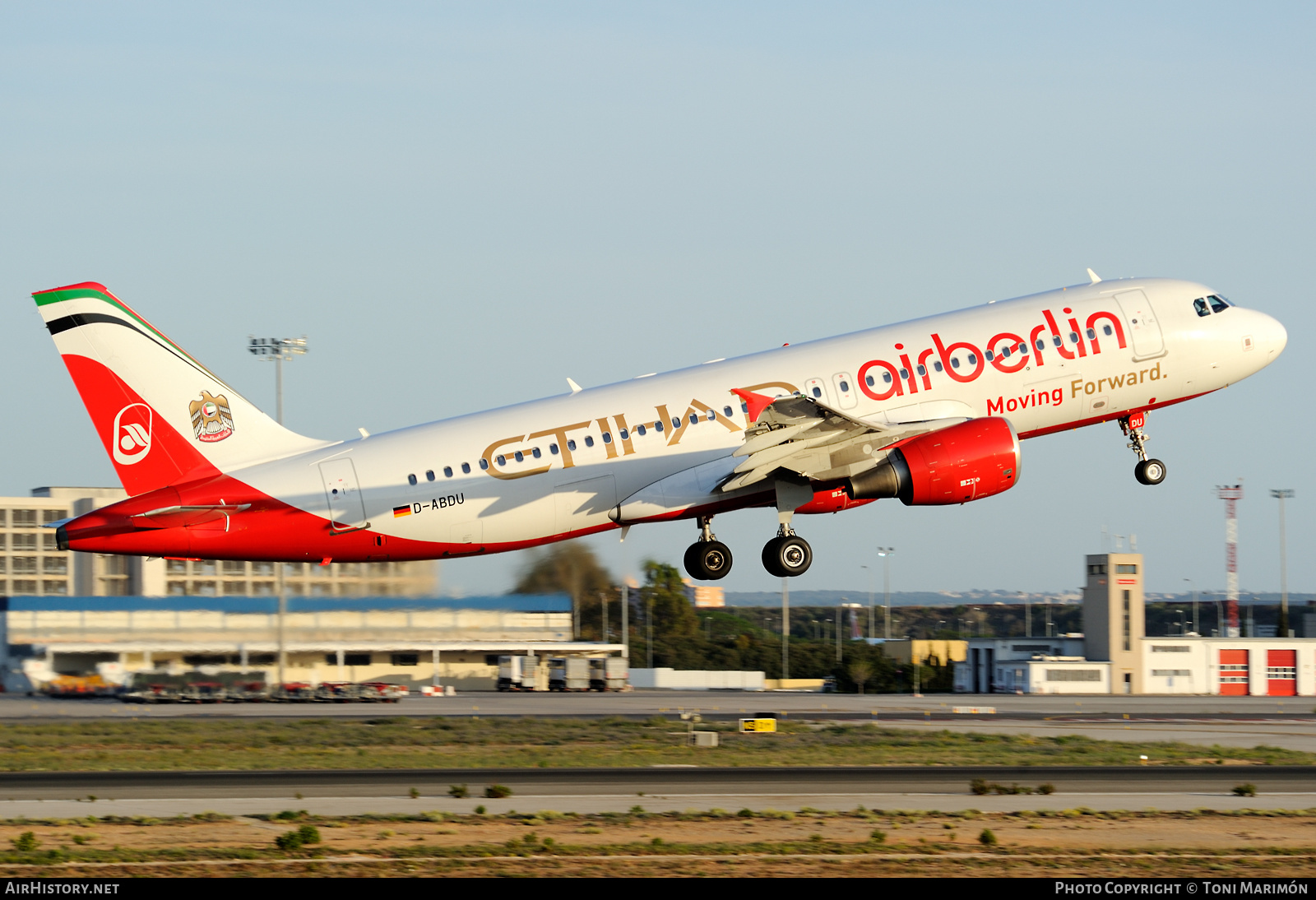 Aircraft Photo of D-ABDU | Airbus A320-214 | Air Berlin | AirHistory.net #476794