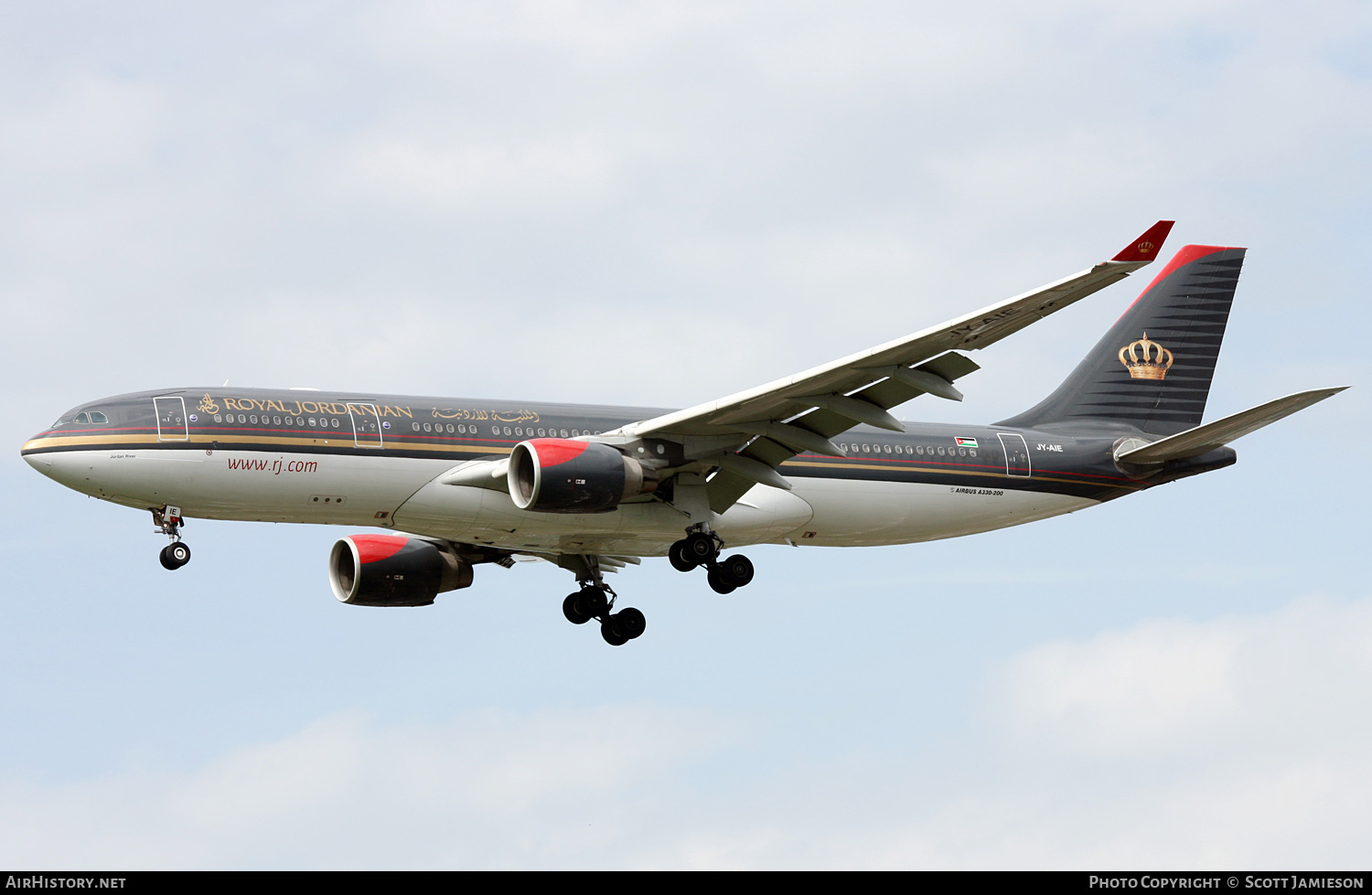 Aircraft Photo of JY-AIE | Airbus A330-223 | Royal Jordanian Airlines | AirHistory.net #476916