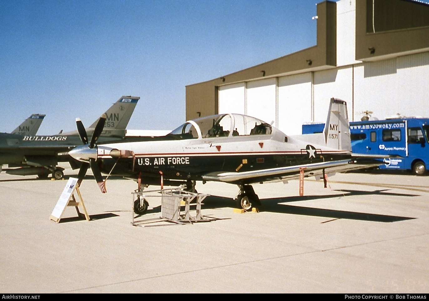 Aircraft Photo of 00-3571 / AF00-571 | Hawker Beechcraft T-6A Texan II | USA - Air Force | AirHistory.net #477200
