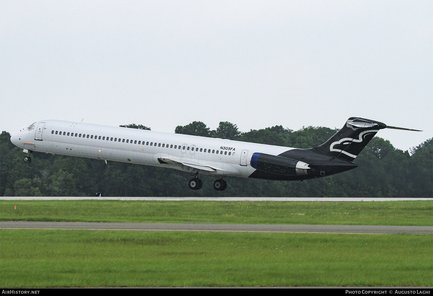 Aircraft Photo of N305FA | McDonnell Douglas MD-83 (DC-9-83) | Falcon Air Express | AirHistory.net #477217