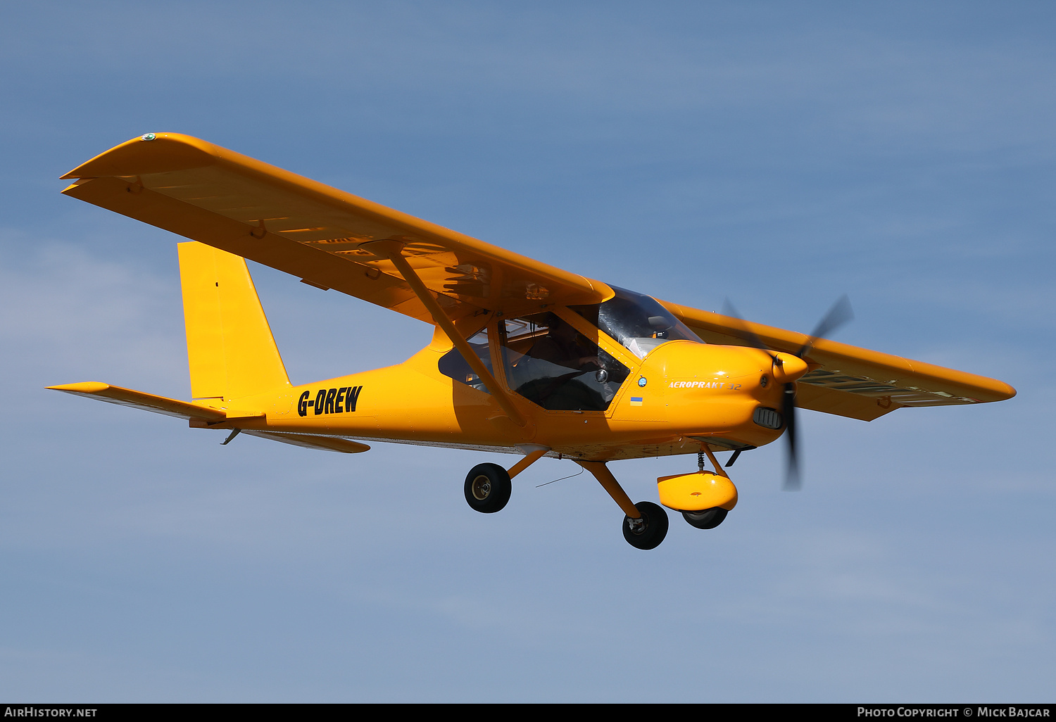 Aircraft Photo of G-DREW | Aeroprakt A-32 Vixxen | AirHistory.net #477462