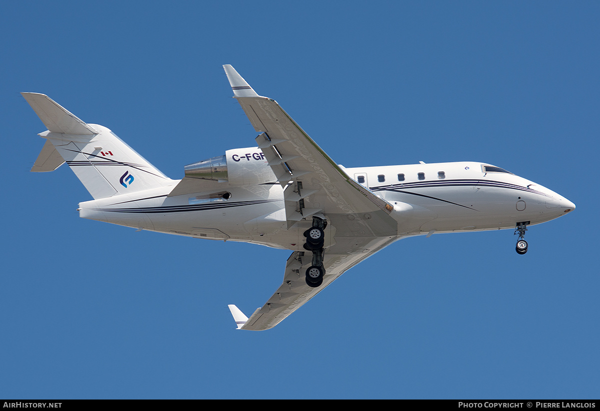 Aircraft Photo of C-FGFG | Bombardier Challenger 604 (CL-600-2B16) | Skyservice Business Aviation | AirHistory.net #477472