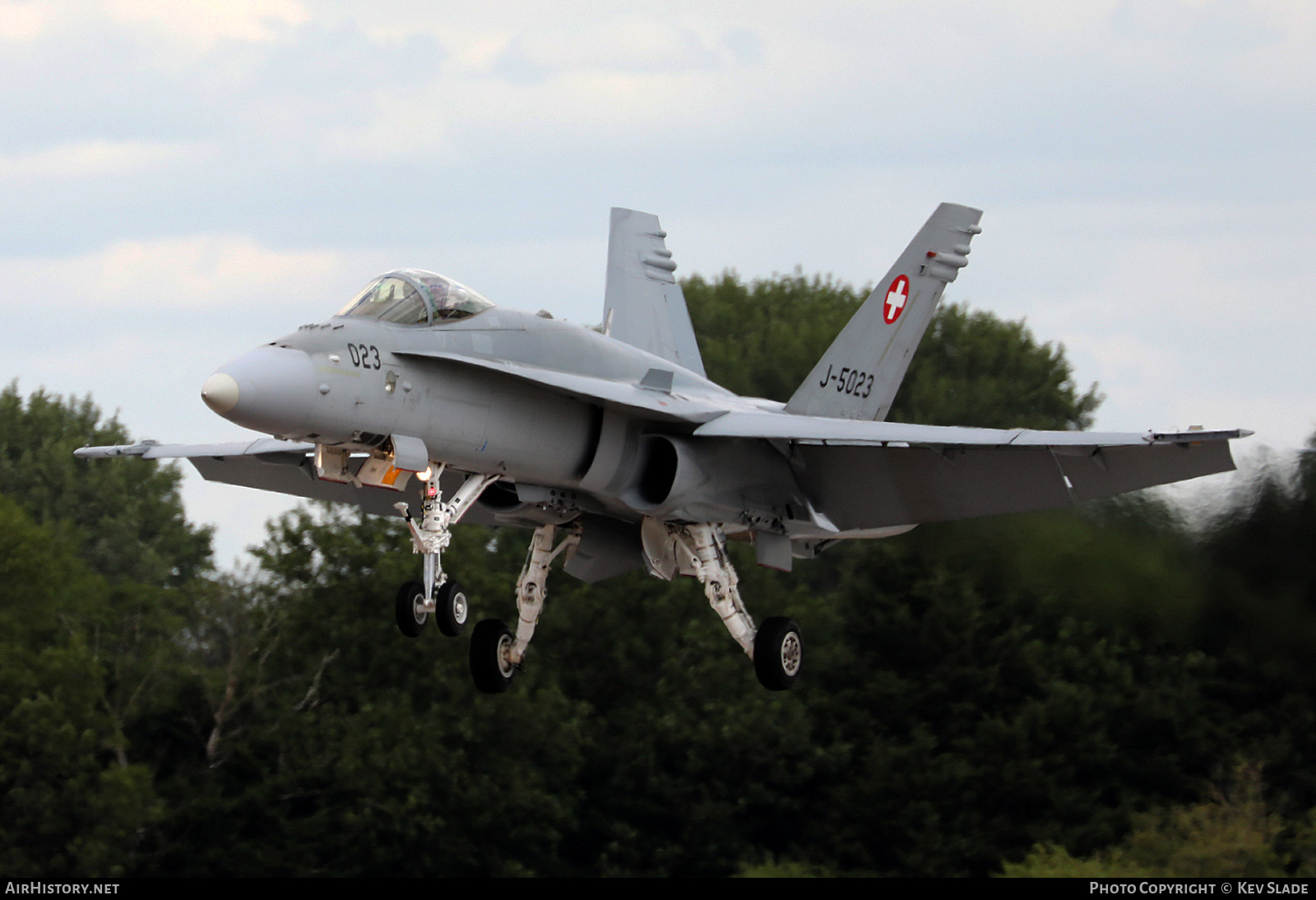 Aircraft Photo of J-5023 | McDonnell Douglas F/A-18C Hornet | Switzerland - Air Force | AirHistory.net #477476