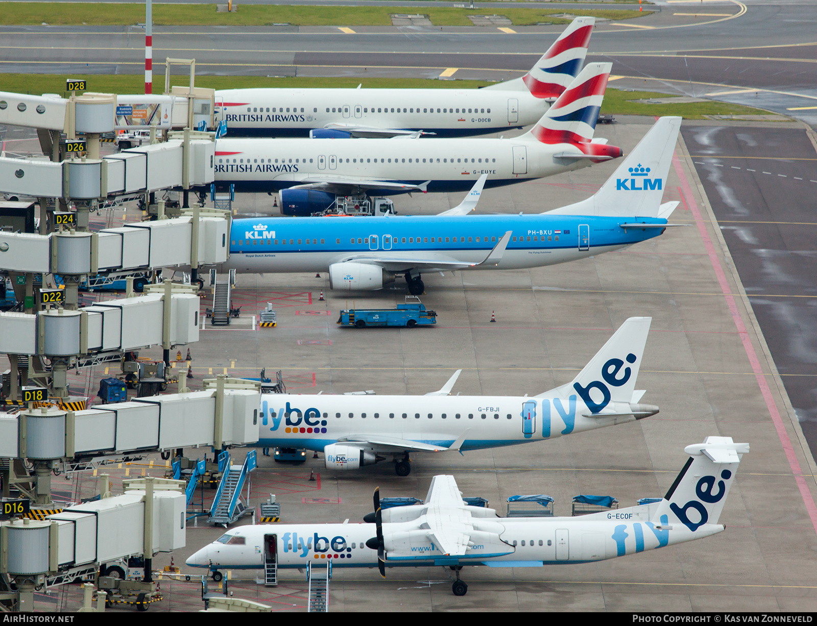 Aircraft Photo of G-ECOF | Bombardier DHC-8-402 Dash 8 | Flybe | AirHistory.net #477493