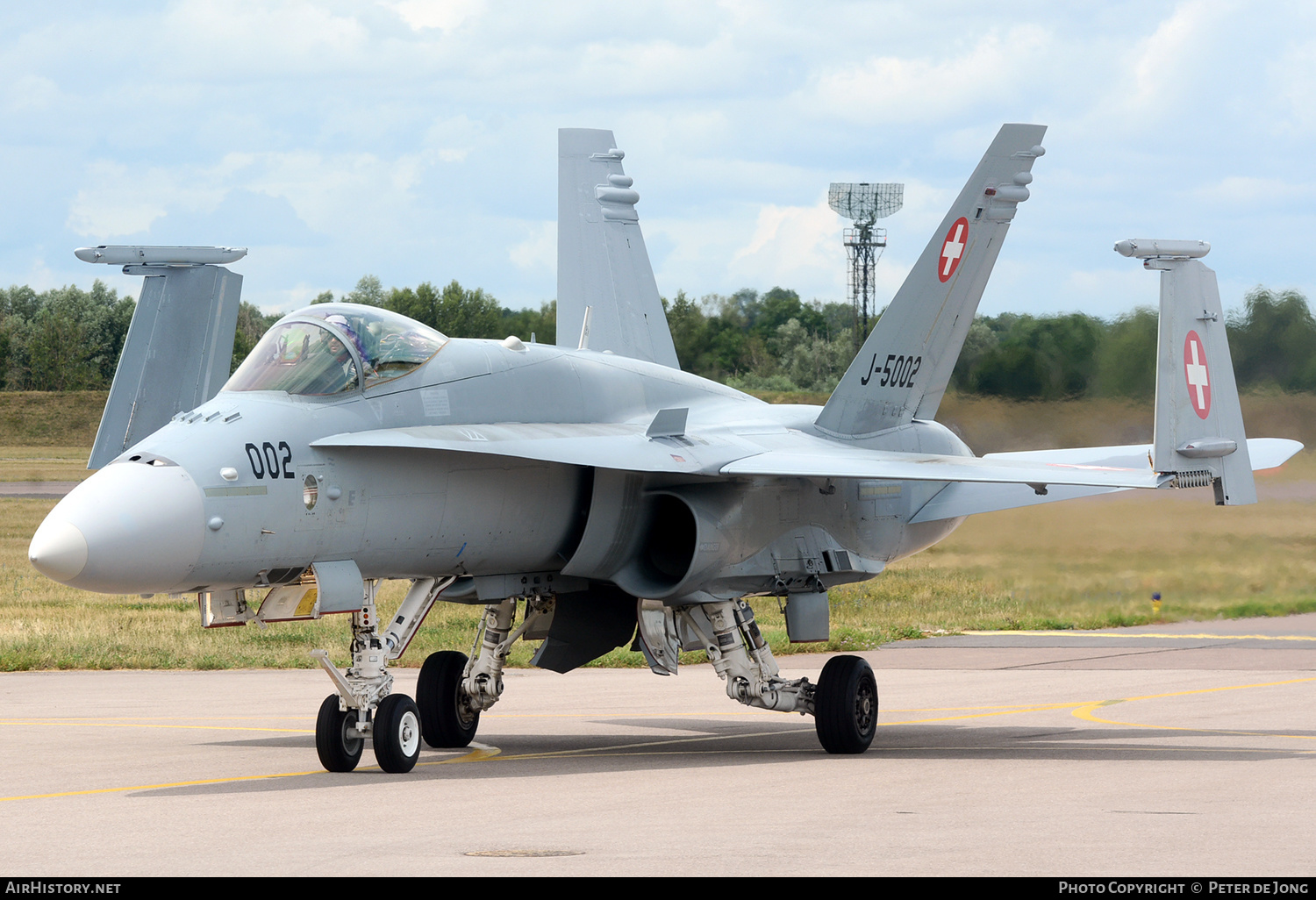 Aircraft Photo of J-5002 | McDonnell Douglas F/A-18C Hornet | Switzerland - Air Force | AirHistory.net #477508