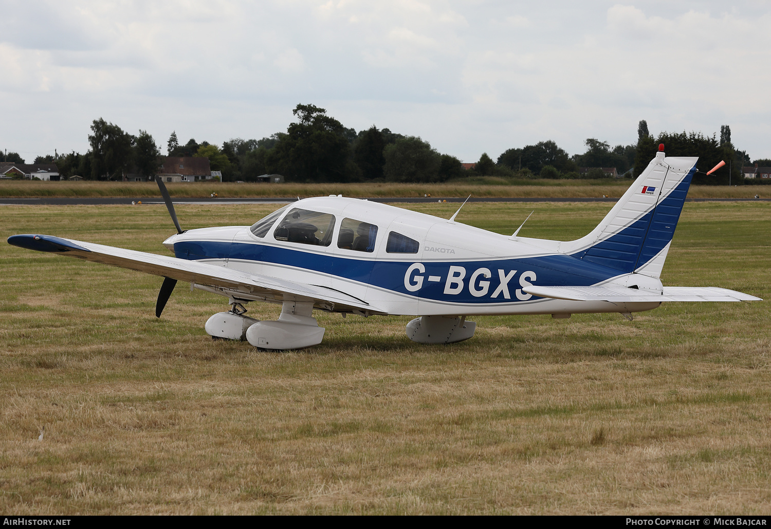 Aircraft Photo of G-BGXS | Piper PA-28-236 Dakota | AirHistory.net #477512