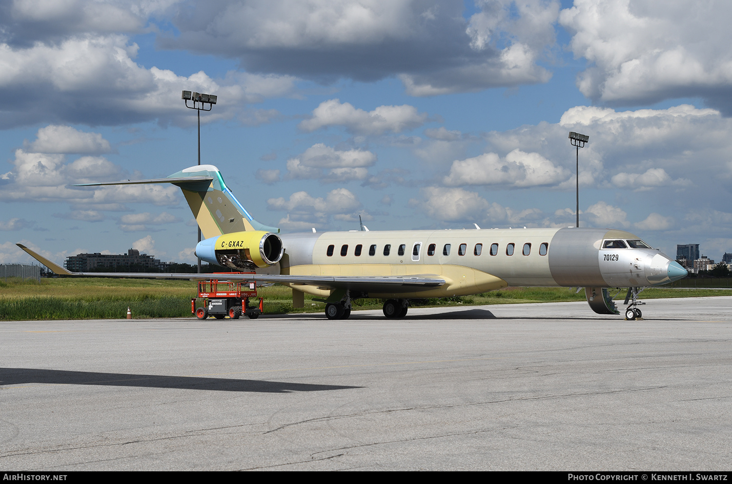 Aircraft Photo of C-GXAZ | Bombardier Global 7500 (BD-700-2A12) | AirHistory.net #477527