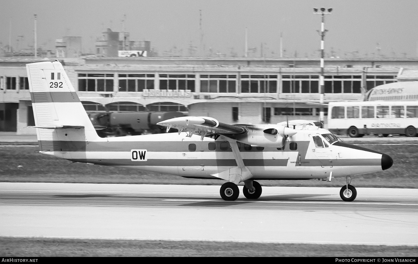 Aircraft Photo of 292 | De Havilland Canada DHC-6-300 Twin Otter | France - Air Force | AirHistory.net #477562